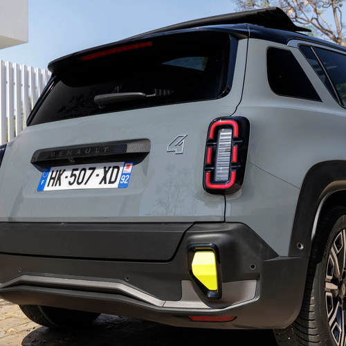 2026 Renault 4 E-Tech Plein Sud Iconic Exterior