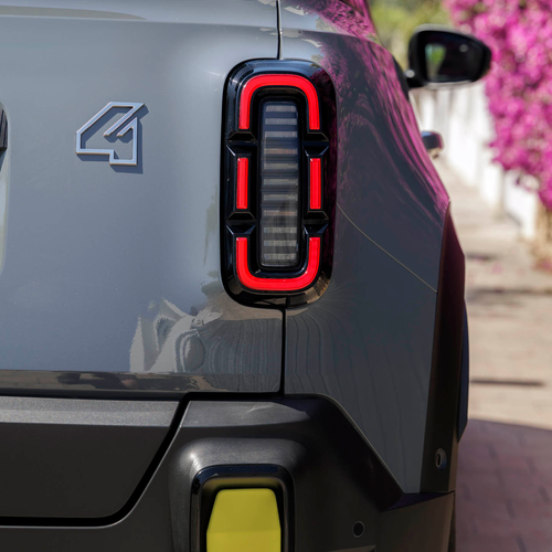2026 Renault 4 E-Tech Plein Sud Iconic Exterior