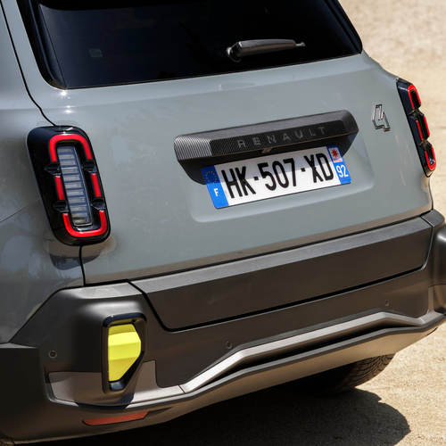 2026 Renault 4 E-Tech Plein Sud Iconic Exterior