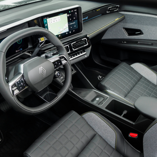 2026 Renault 4 E-Tech Plein Sud Iconic Interior