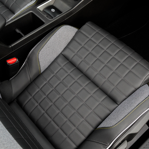 2026 Renault 4 E-Tech Plein Sud Iconic Interior