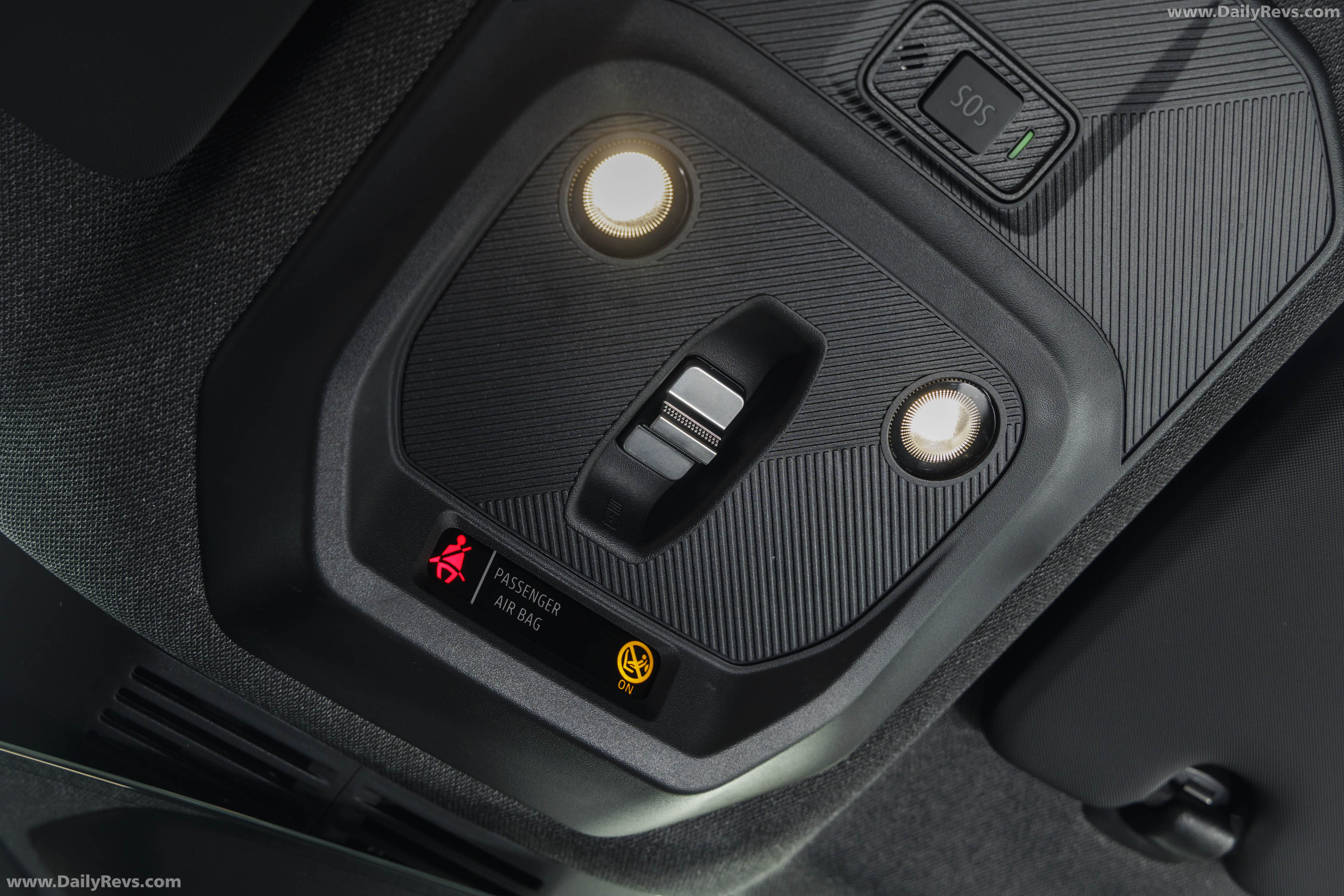 2026 Renault 4 E-Tech Plein Sud Iconic Interior
