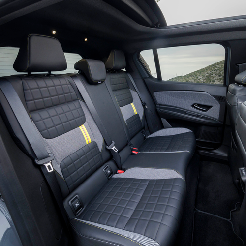 2026 Renault 4 E-Tech Plein Sud Iconic Interior
