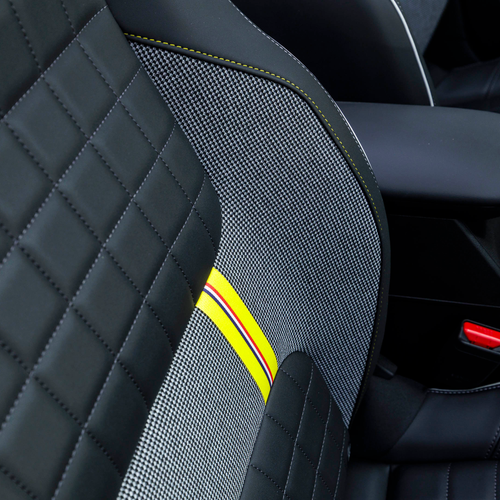 2026 Renault 4 E-Tech Plein Sud Iconic Interior