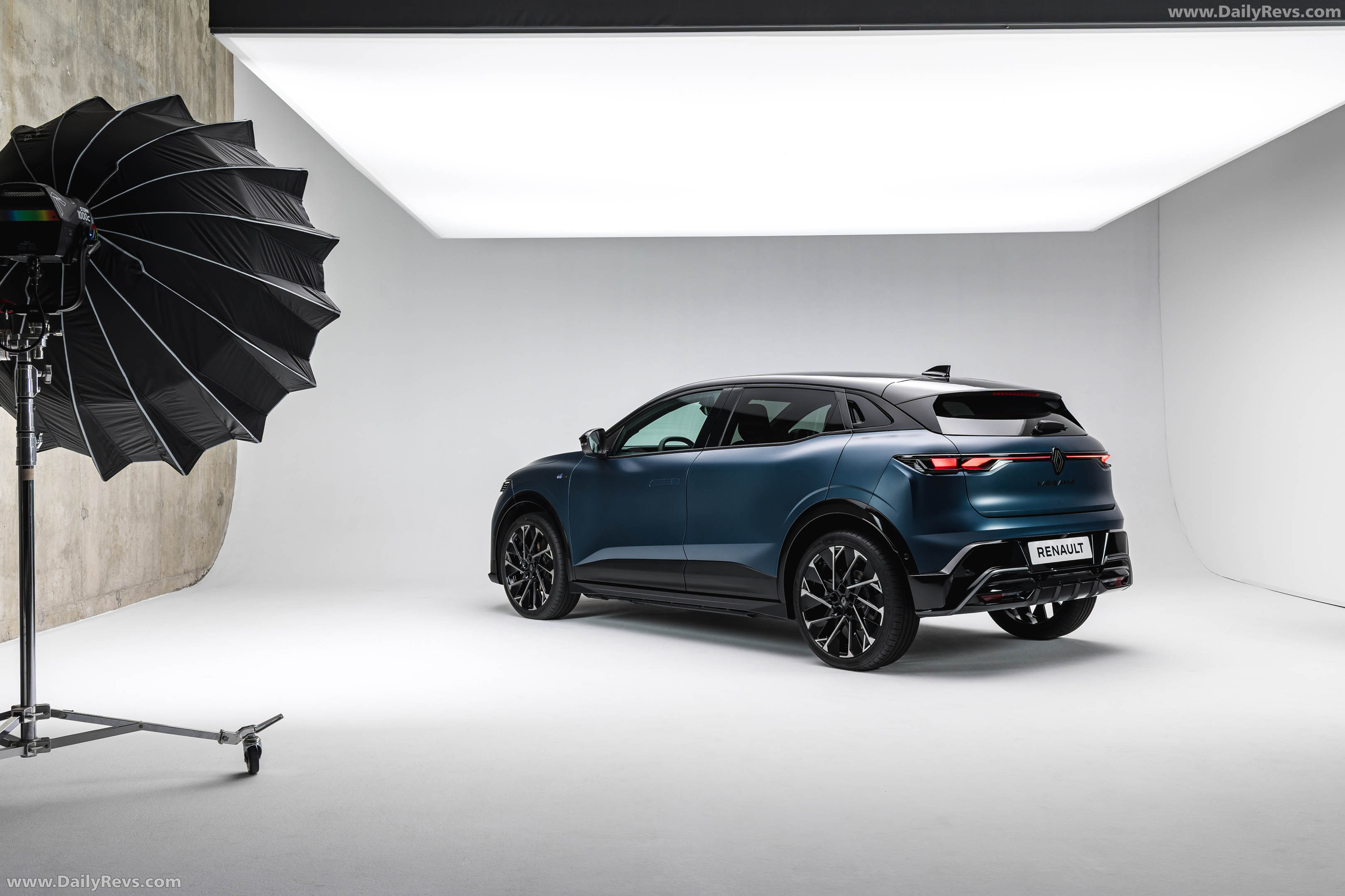 2027 Renault Megane E-Tech Rear View
