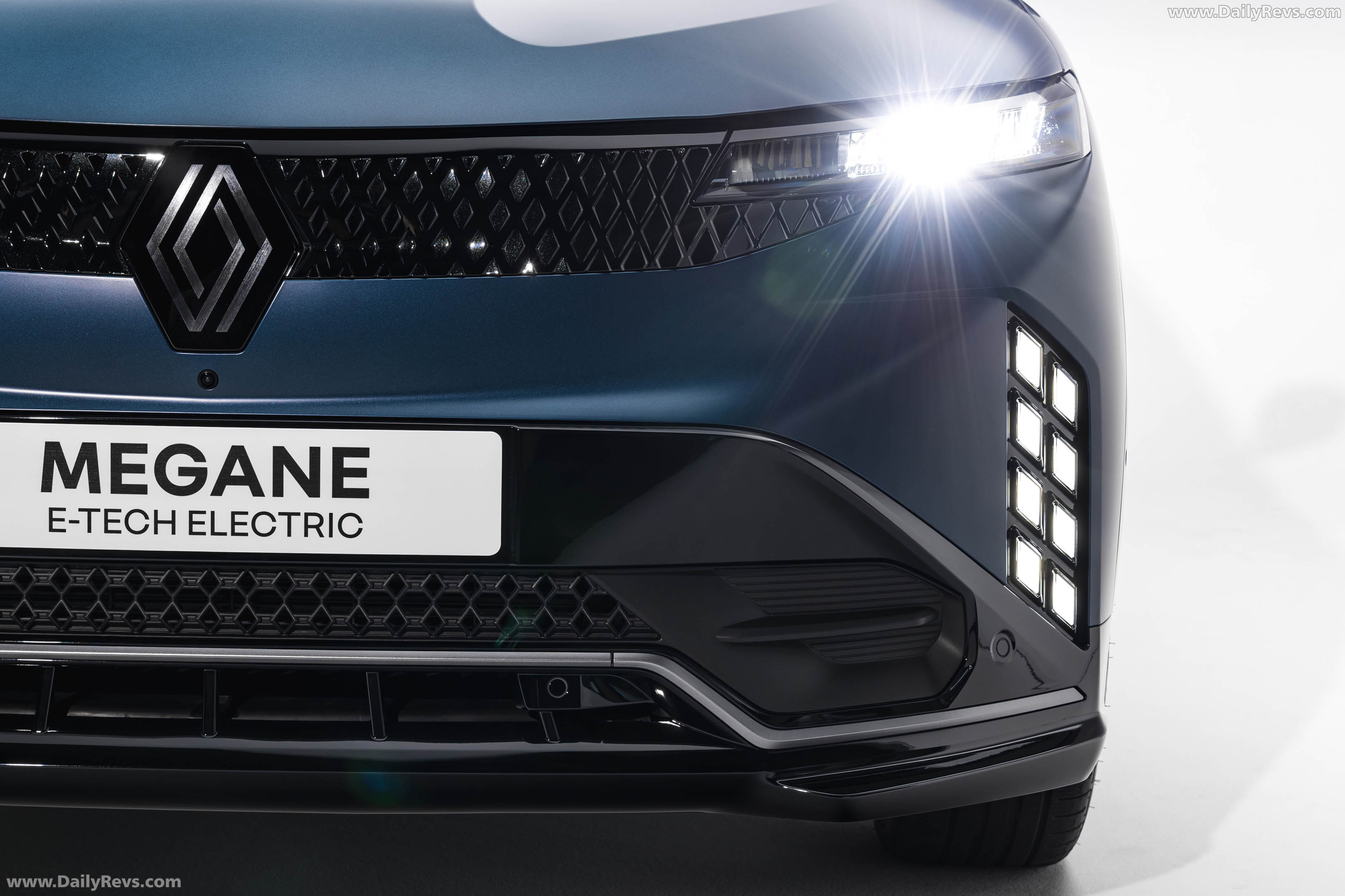2027 Renault Megane E-Tech Exterior