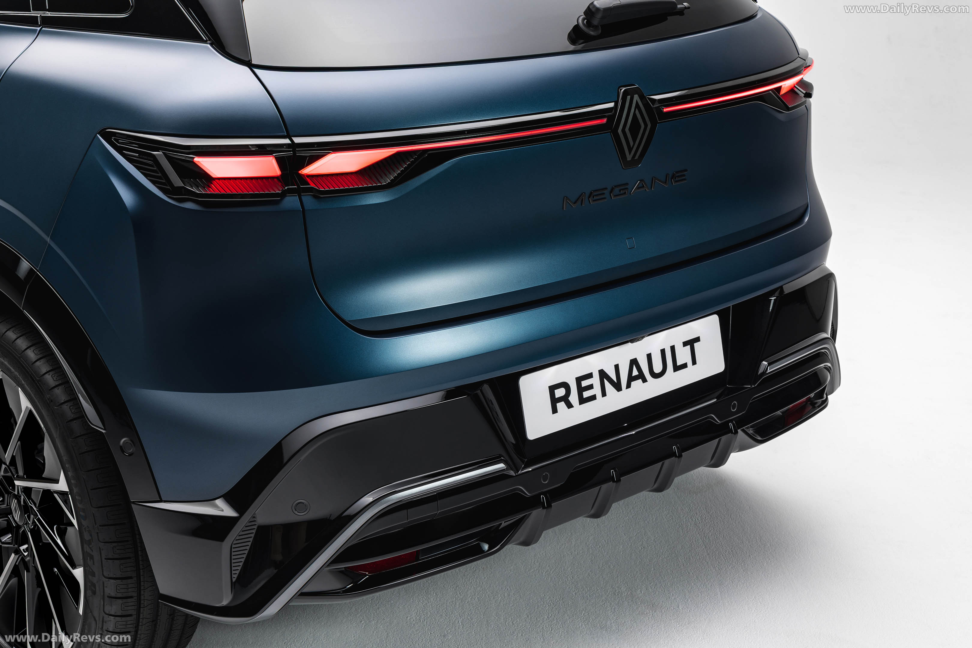 2027 Renault Megane E-Tech Exterior