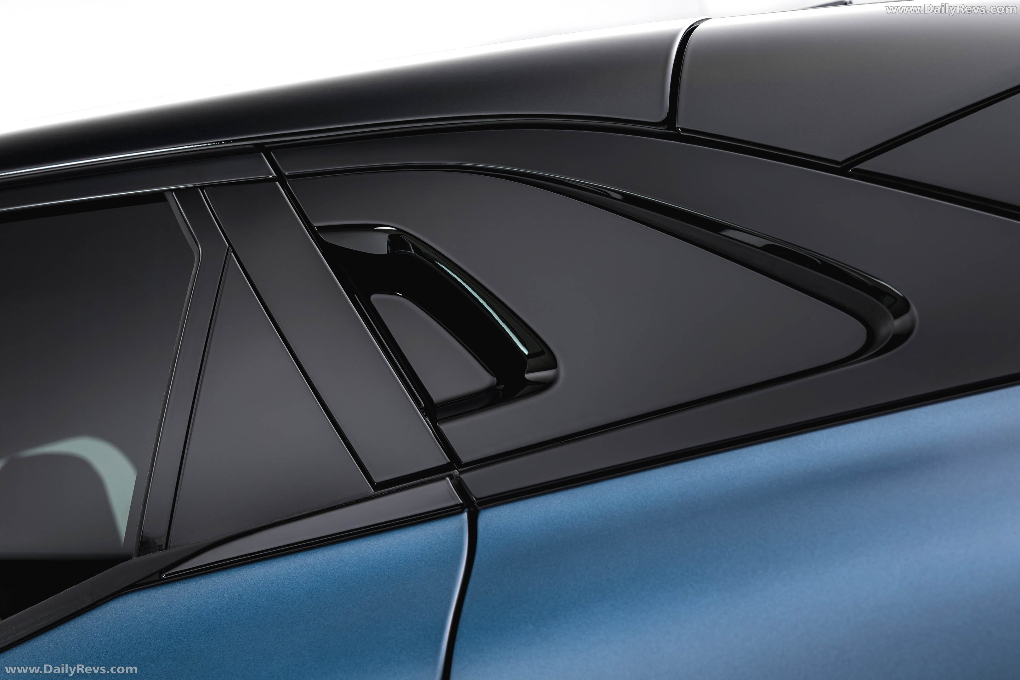 2027 Renault Megane E-Tech Exterior