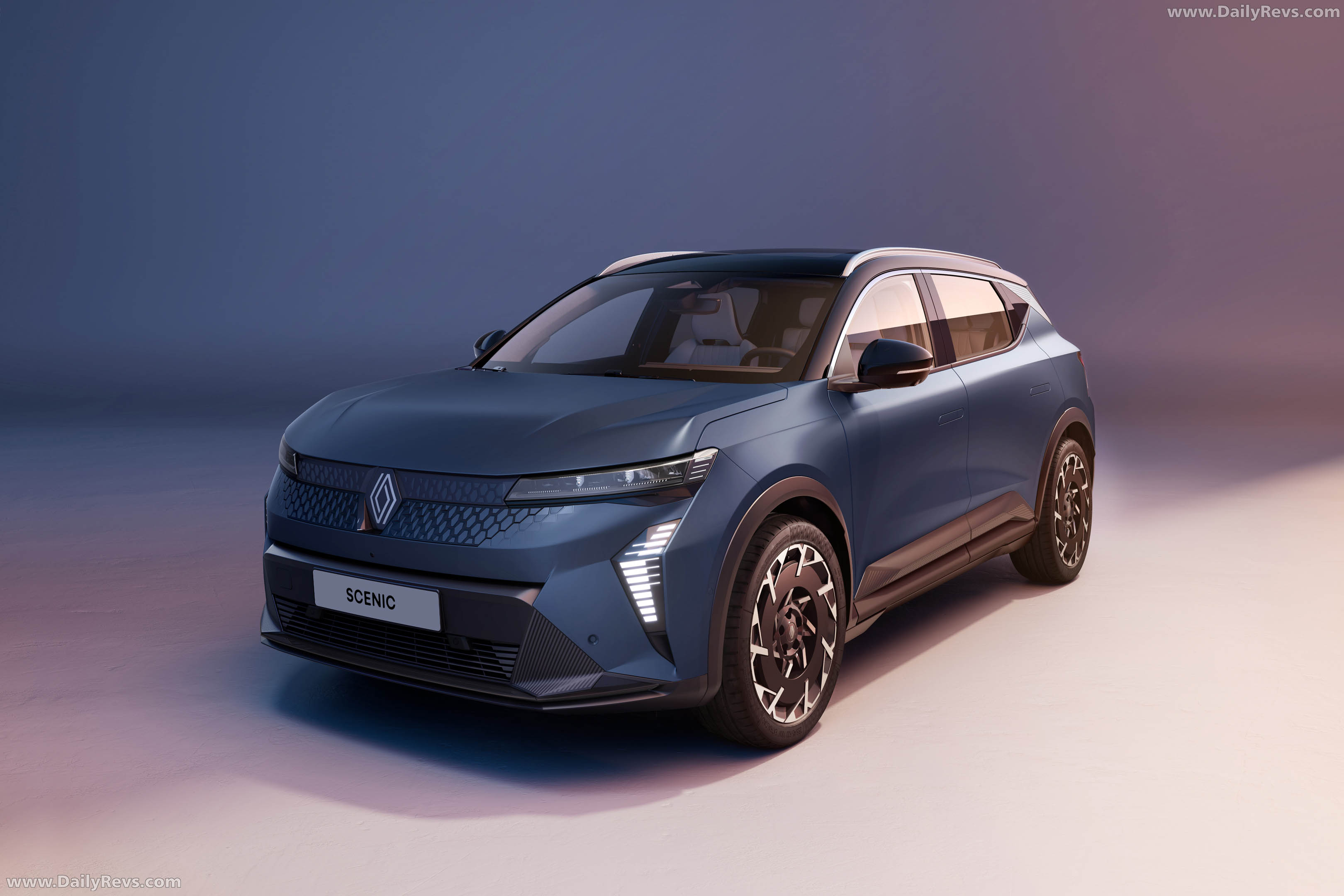 2026 Renault Scenic E-Tech Front View