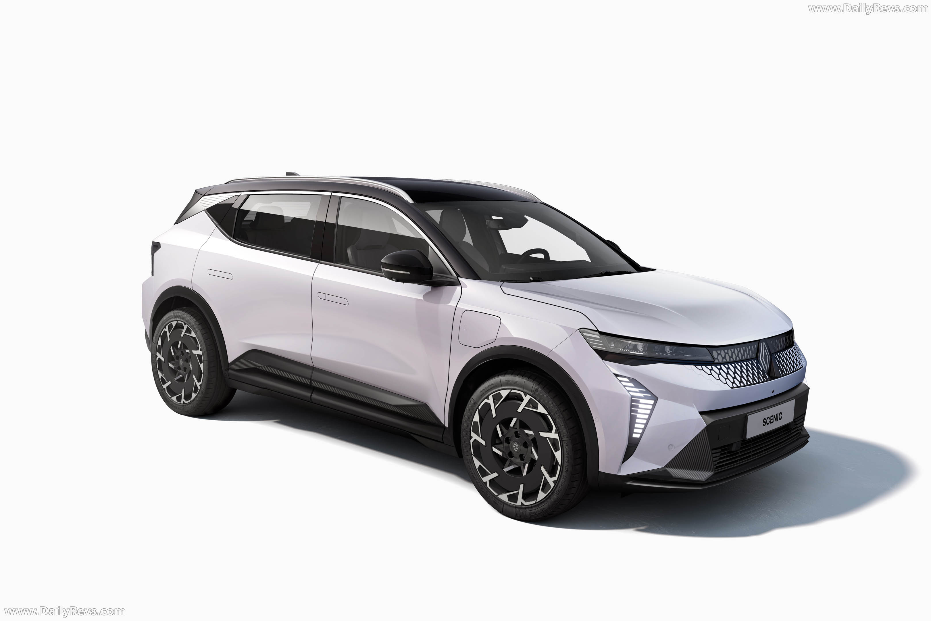 2026 Renault Scenic E-Tech Front View