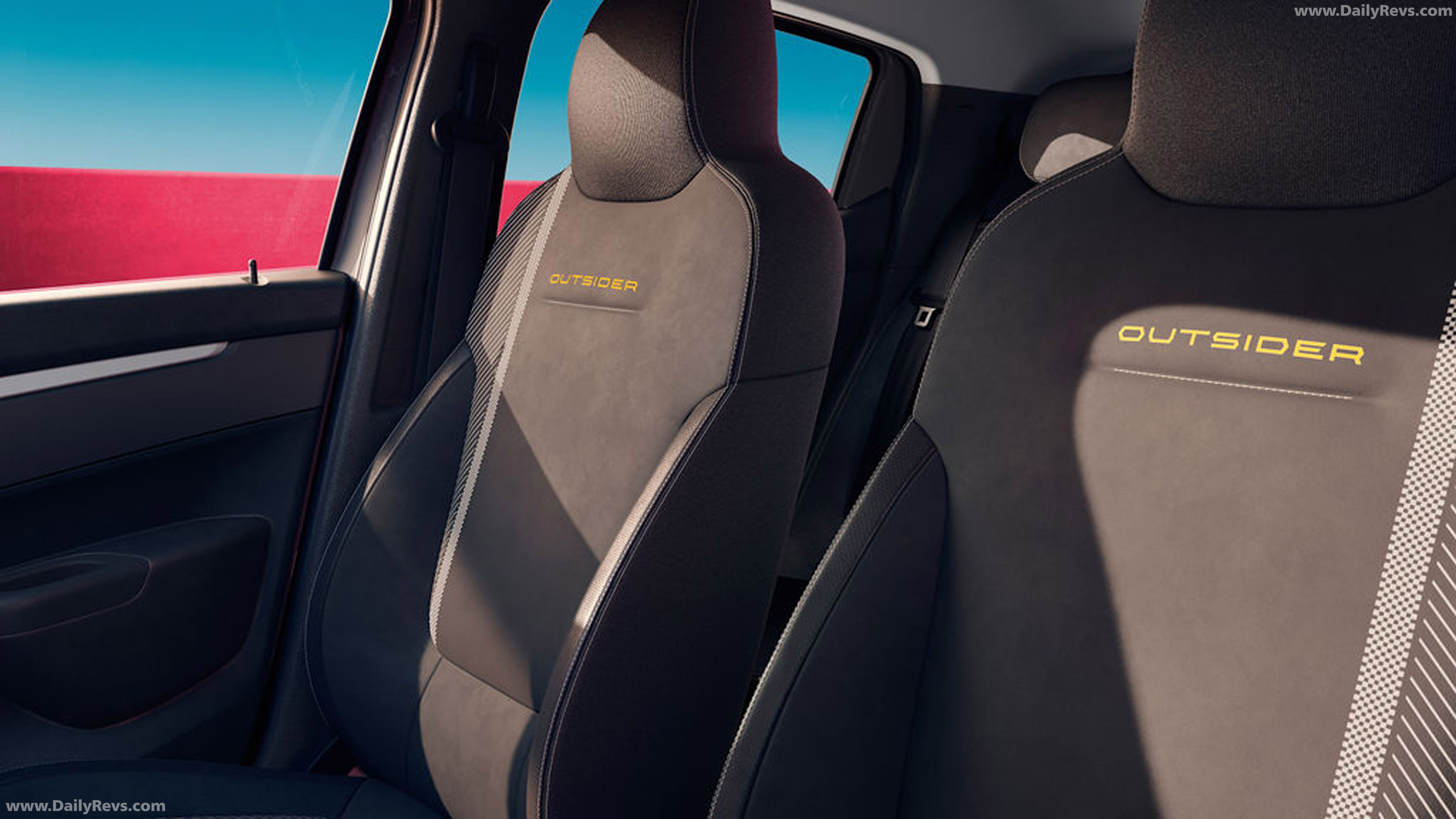 2027 Renault Kwid Techno Interior