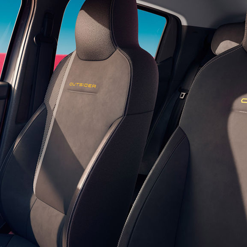 2027 Renault Kwid Techno Interior