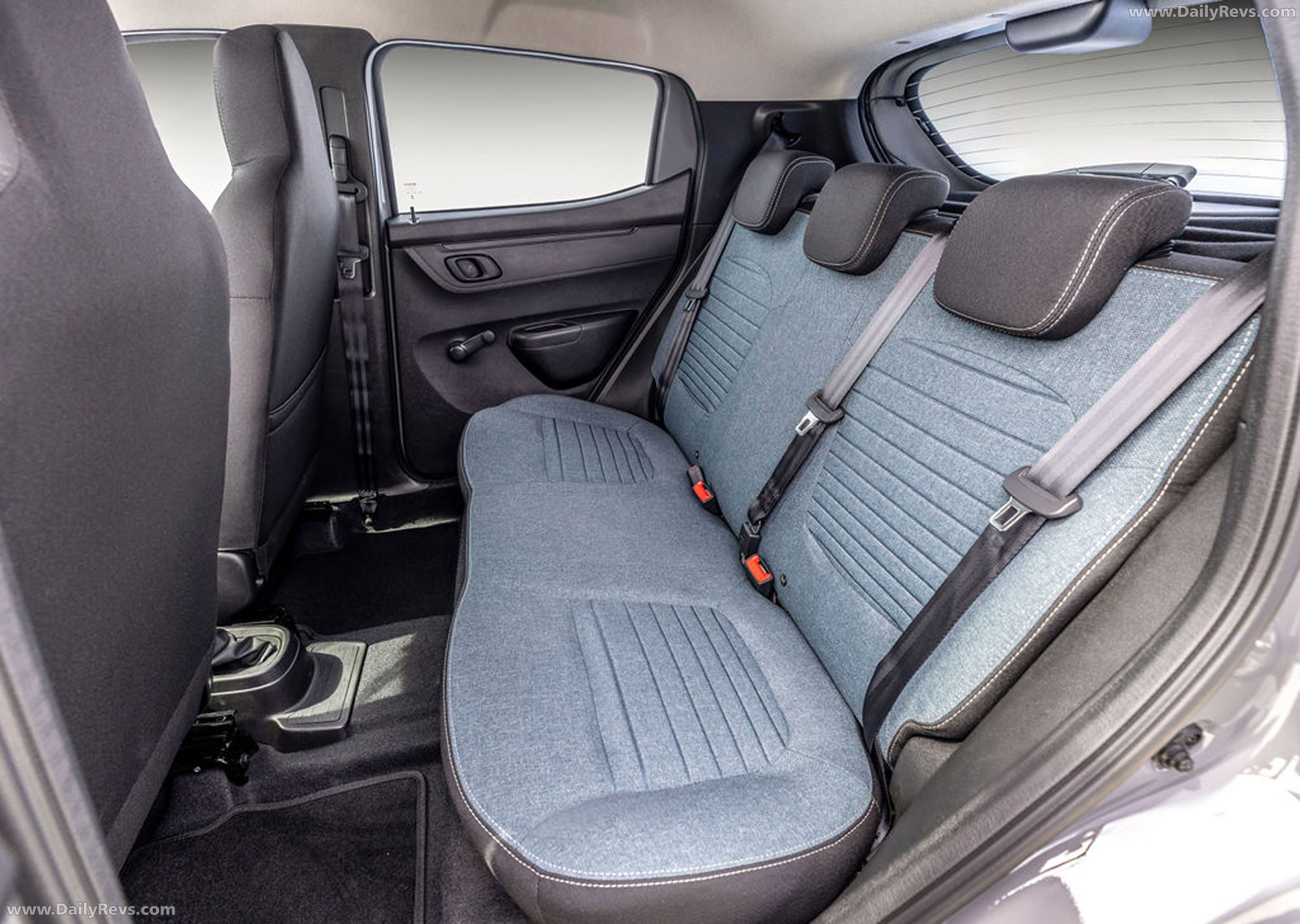 2027 Renault Kwid Techno Interior