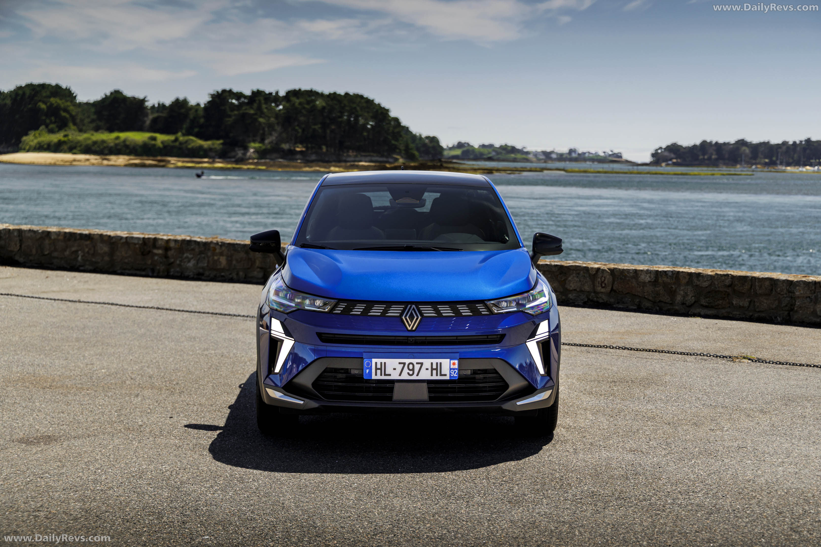 2026 Renault Symbioz Eco-G Front View