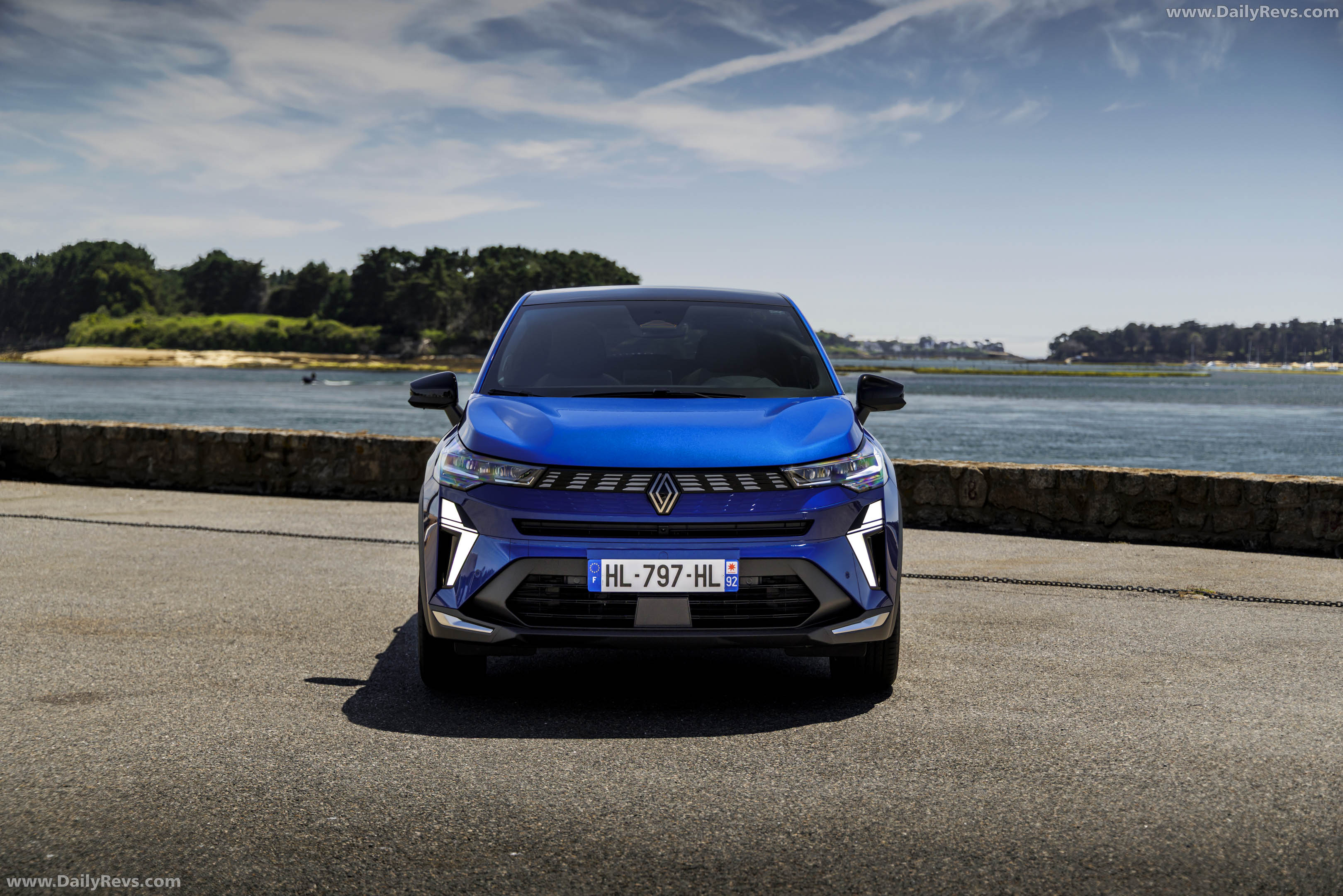 2026 Renault Symbioz Eco-G Front View