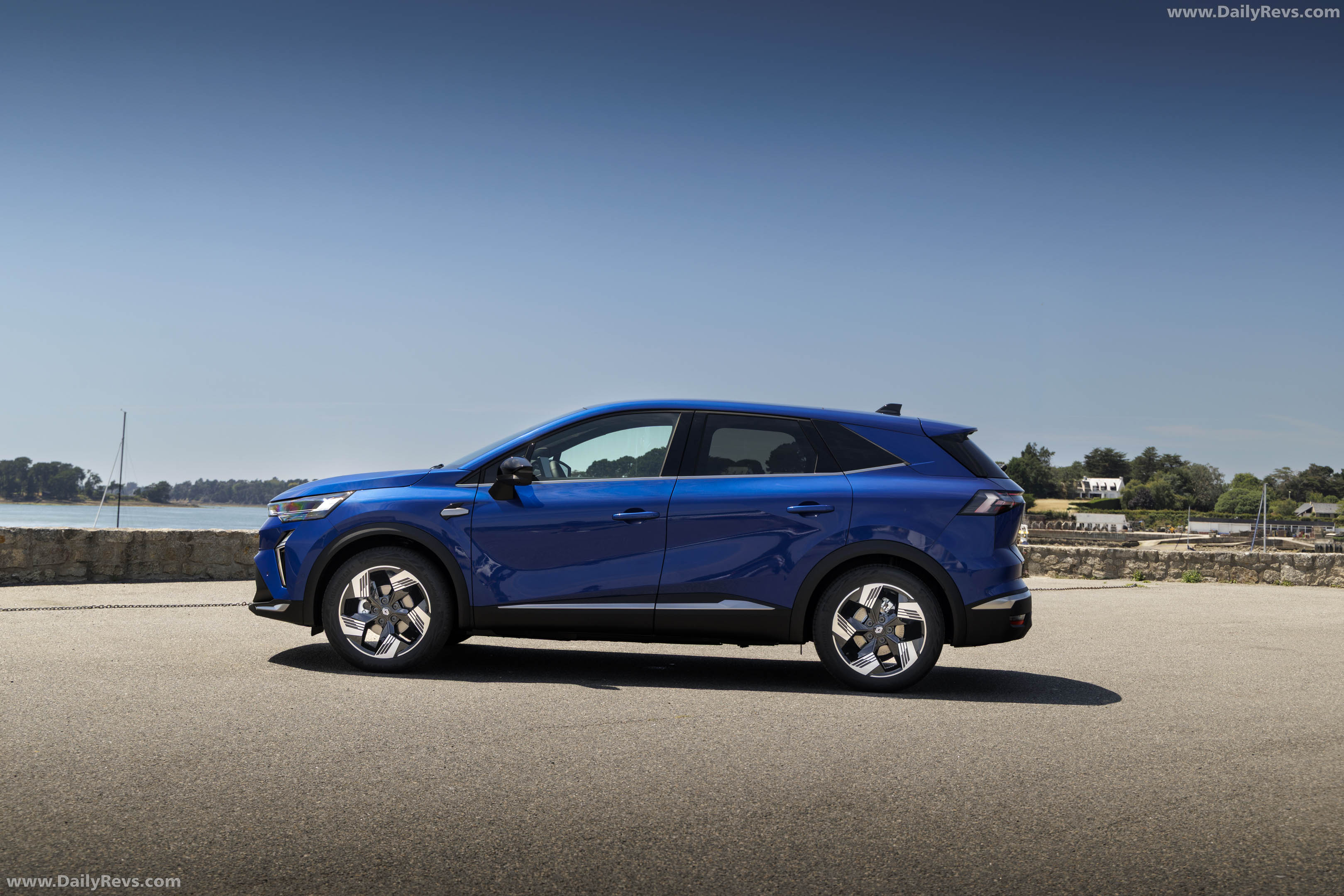 2026 Renault Symbioz Eco-G Side View