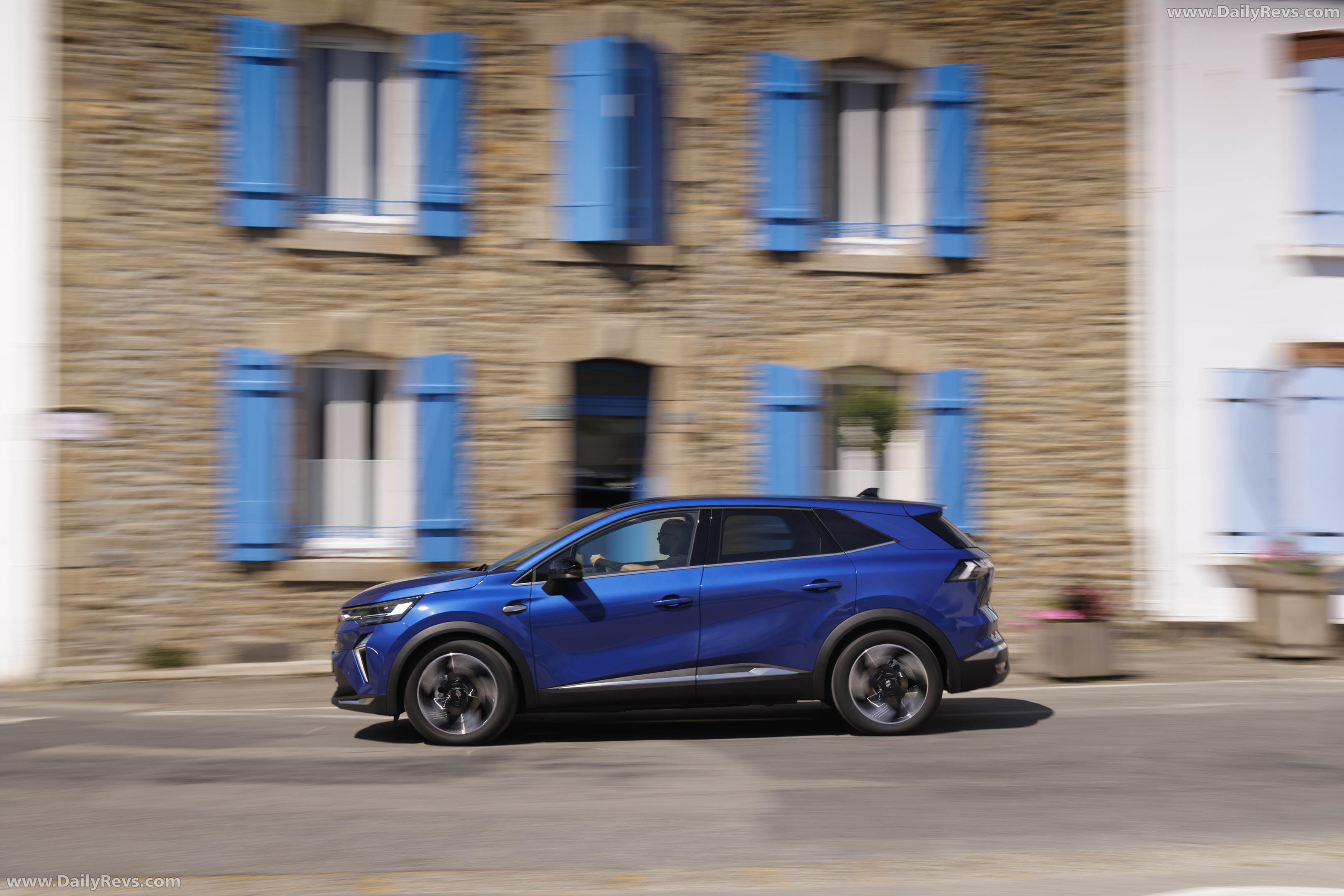 2026 Renault Symbioz Eco-G Side View