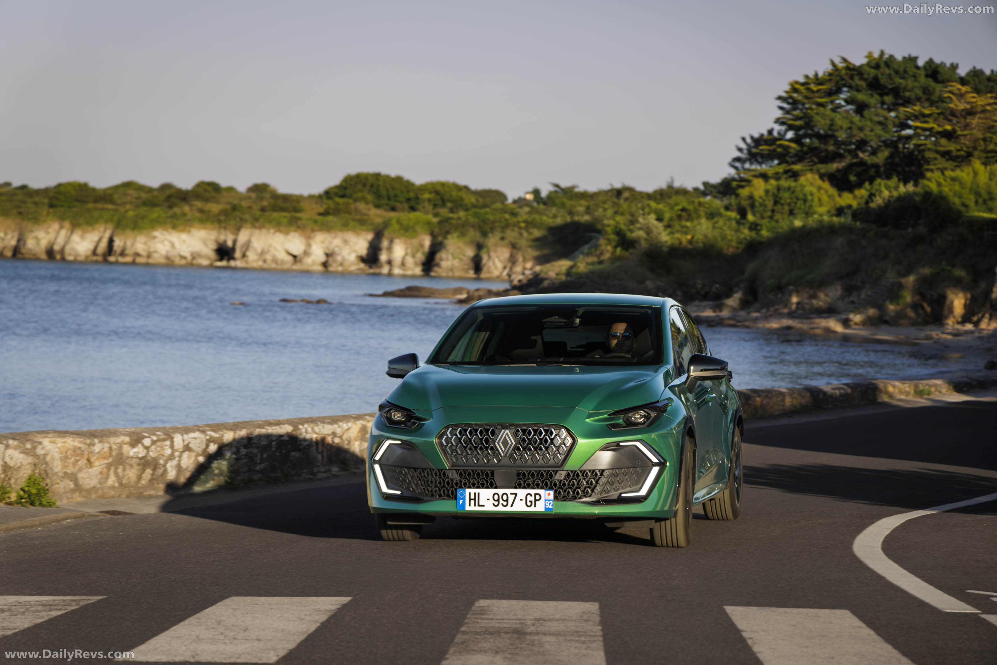 2026 Renault Clio Eco-G Front View