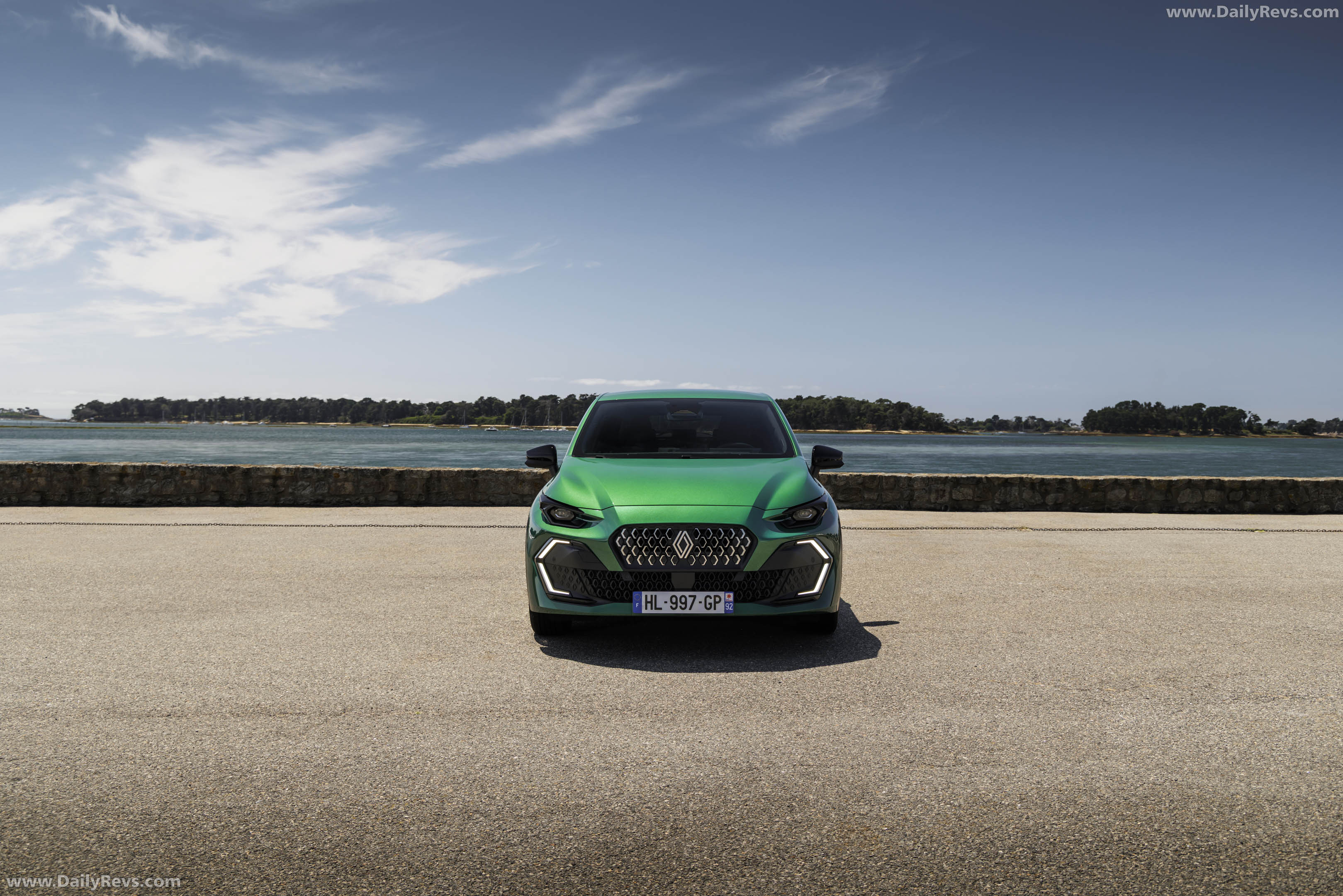 2026 Renault Clio Eco-G Front View