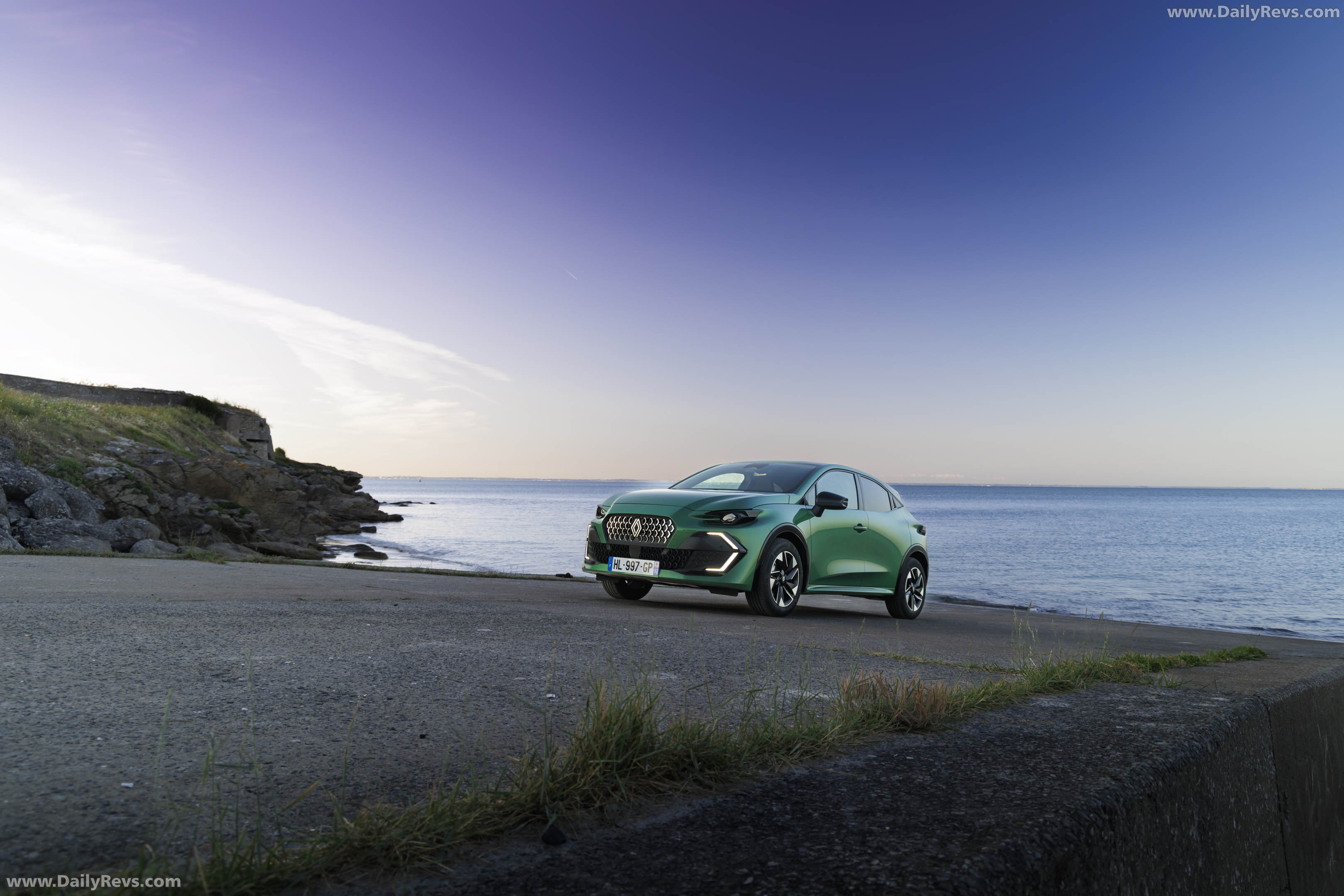 2026 Renault Clio Eco-G Front View