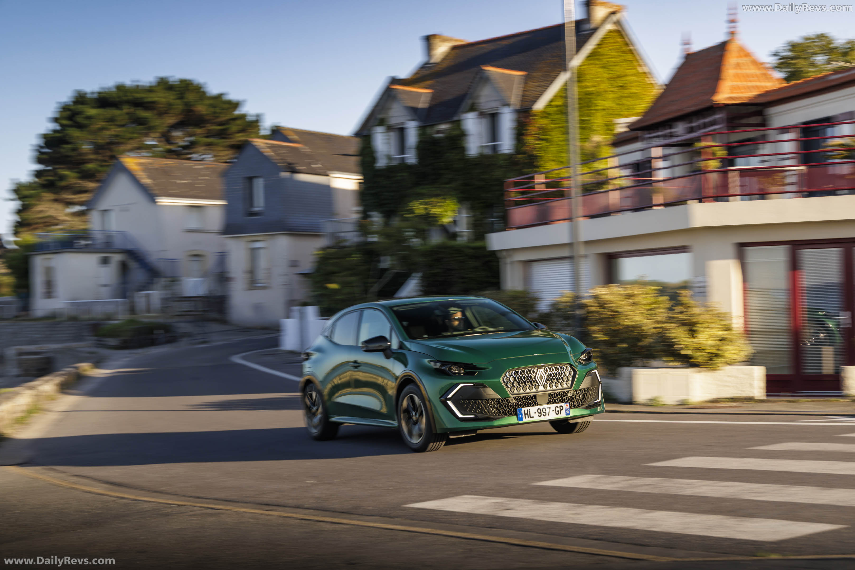 2026 Renault Clio Eco-G Front View