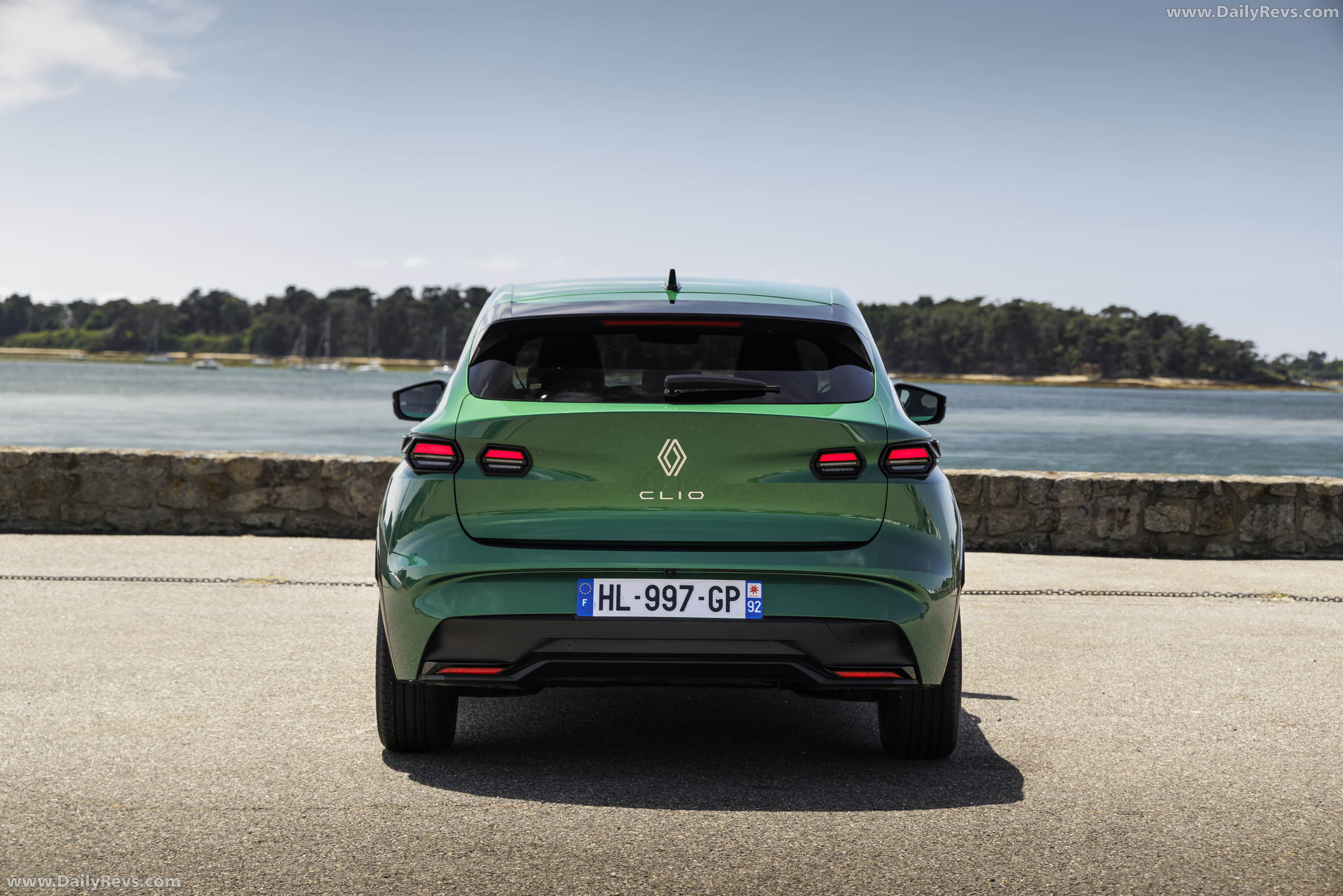 2026 Renault Clio Eco-G Rear View