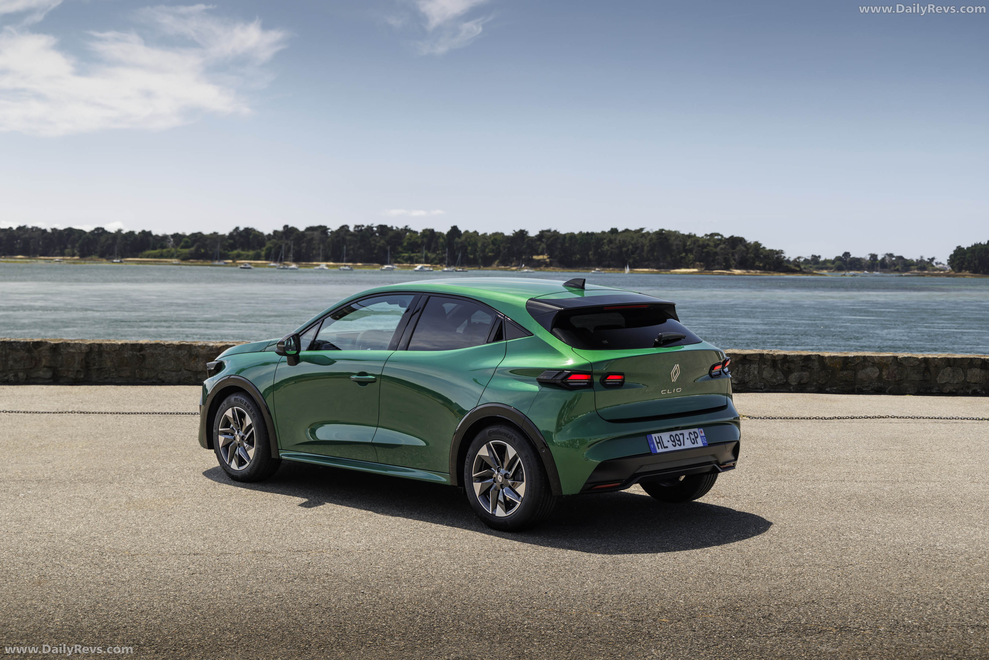 2026 Renault Clio Eco-G Rear View