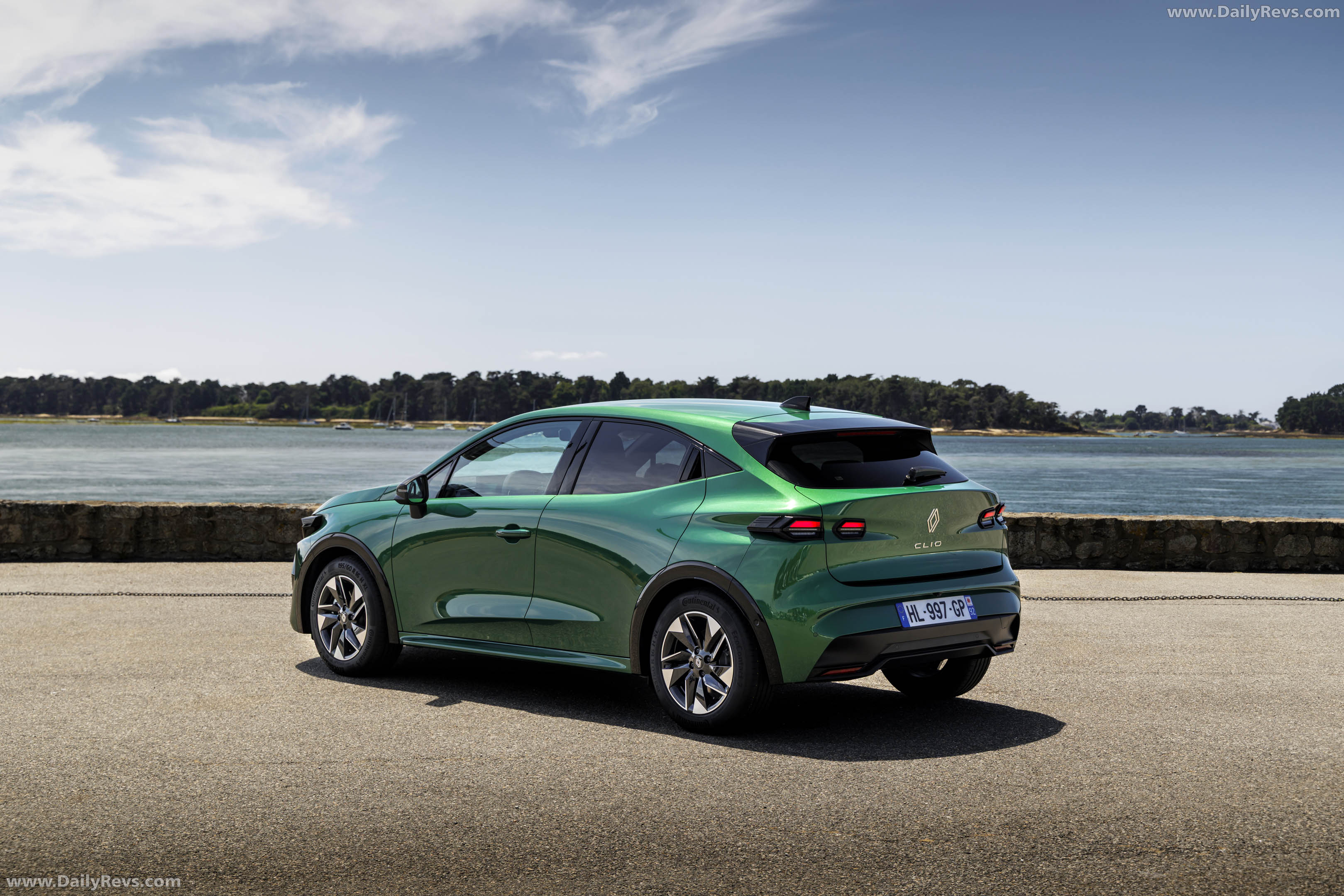 2026 Renault Clio Eco-G Rear View