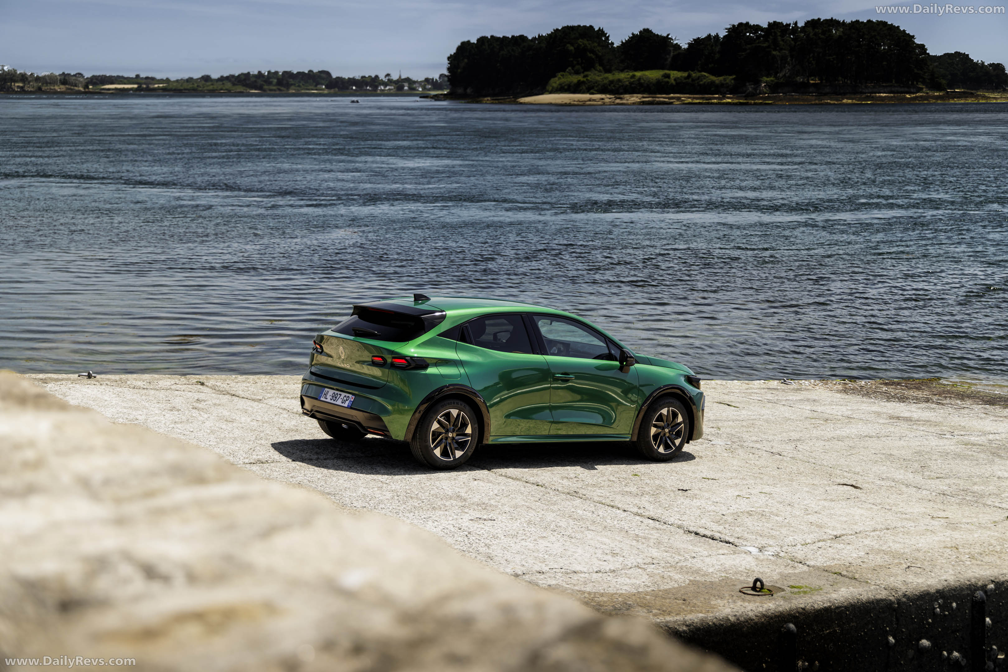 2026 Renault Clio Eco-G Rear View