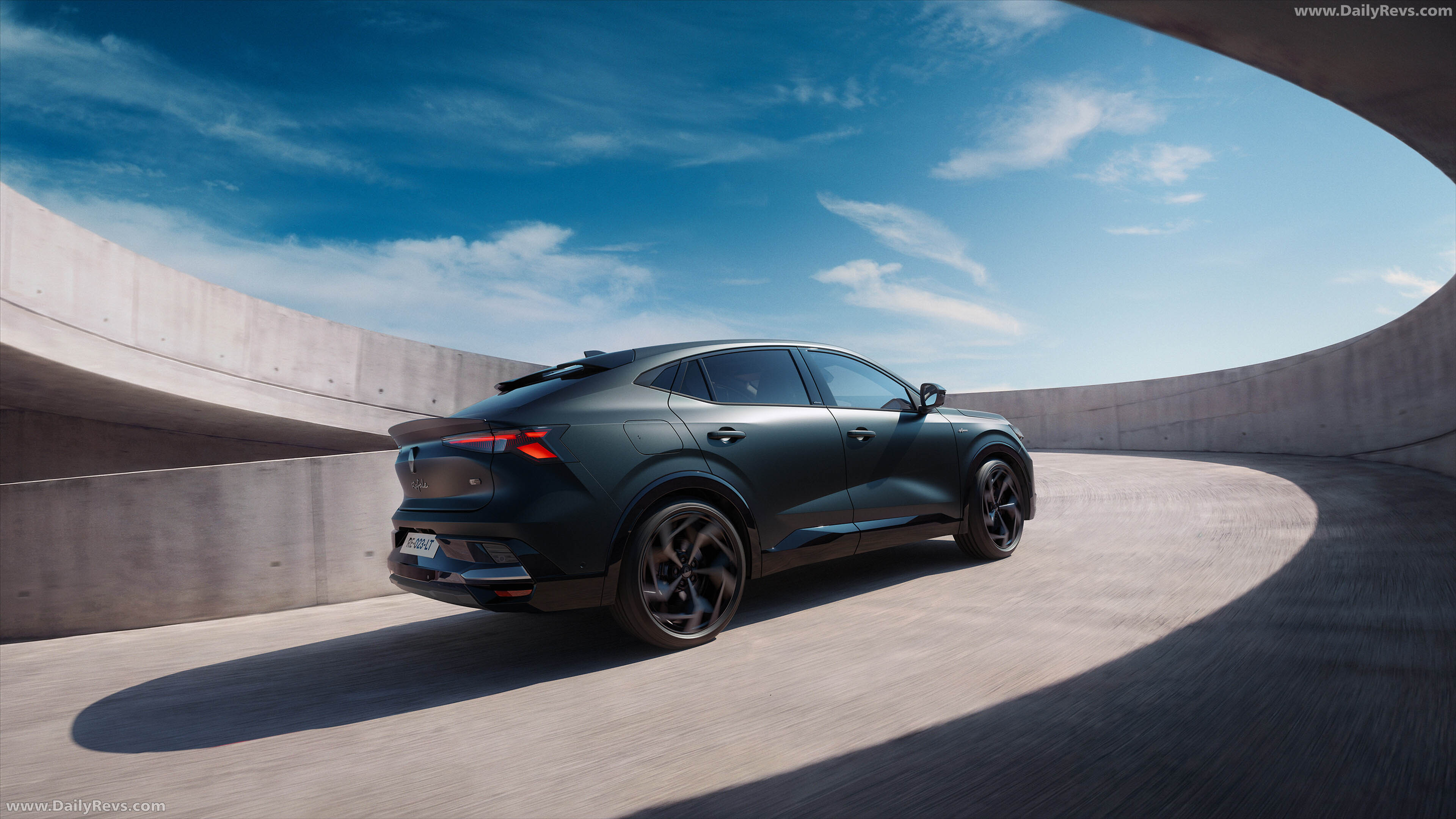 2027 Renault Rafale Hypnotic Rear View