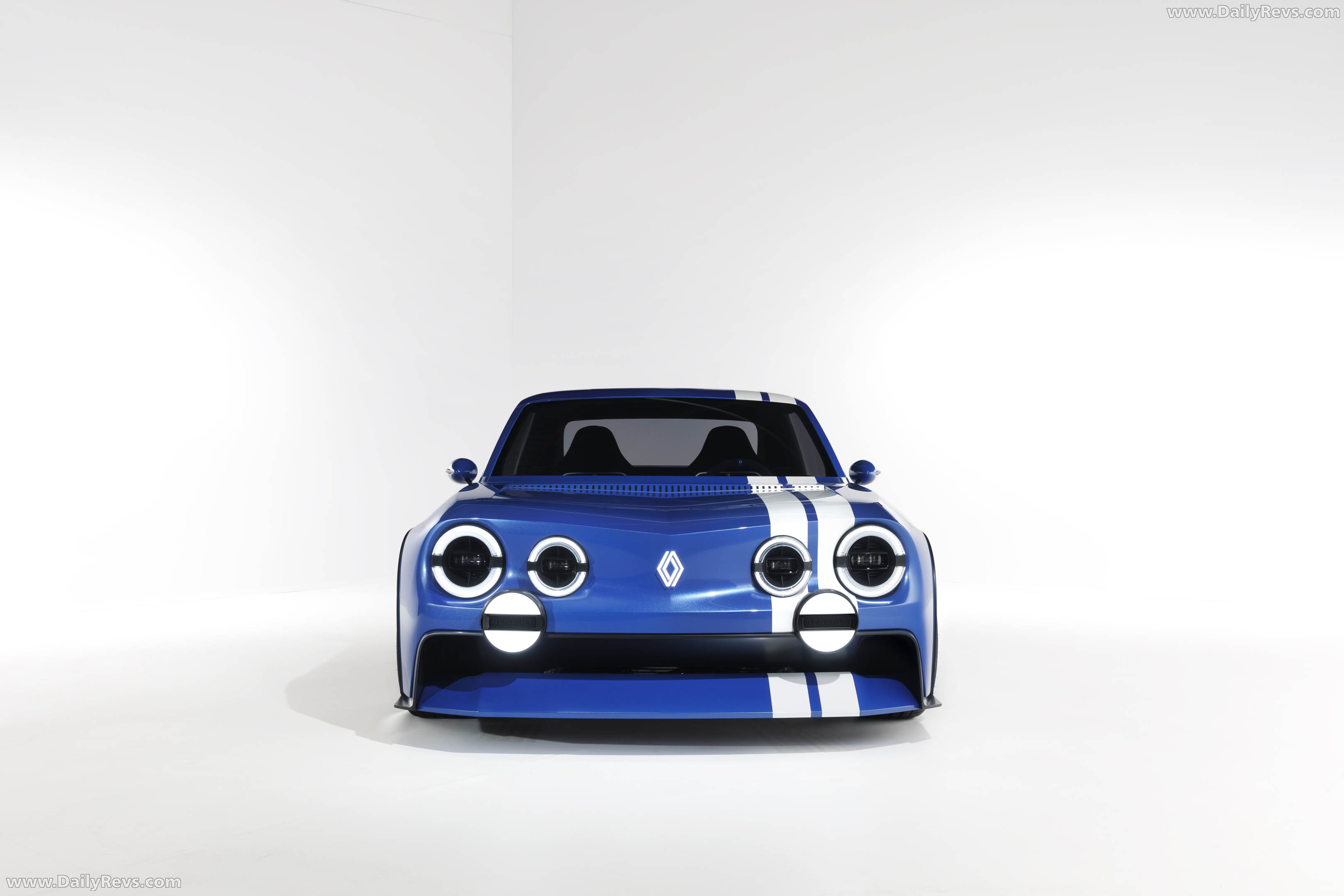 2026 Renault 8 Gordini Concept Front View