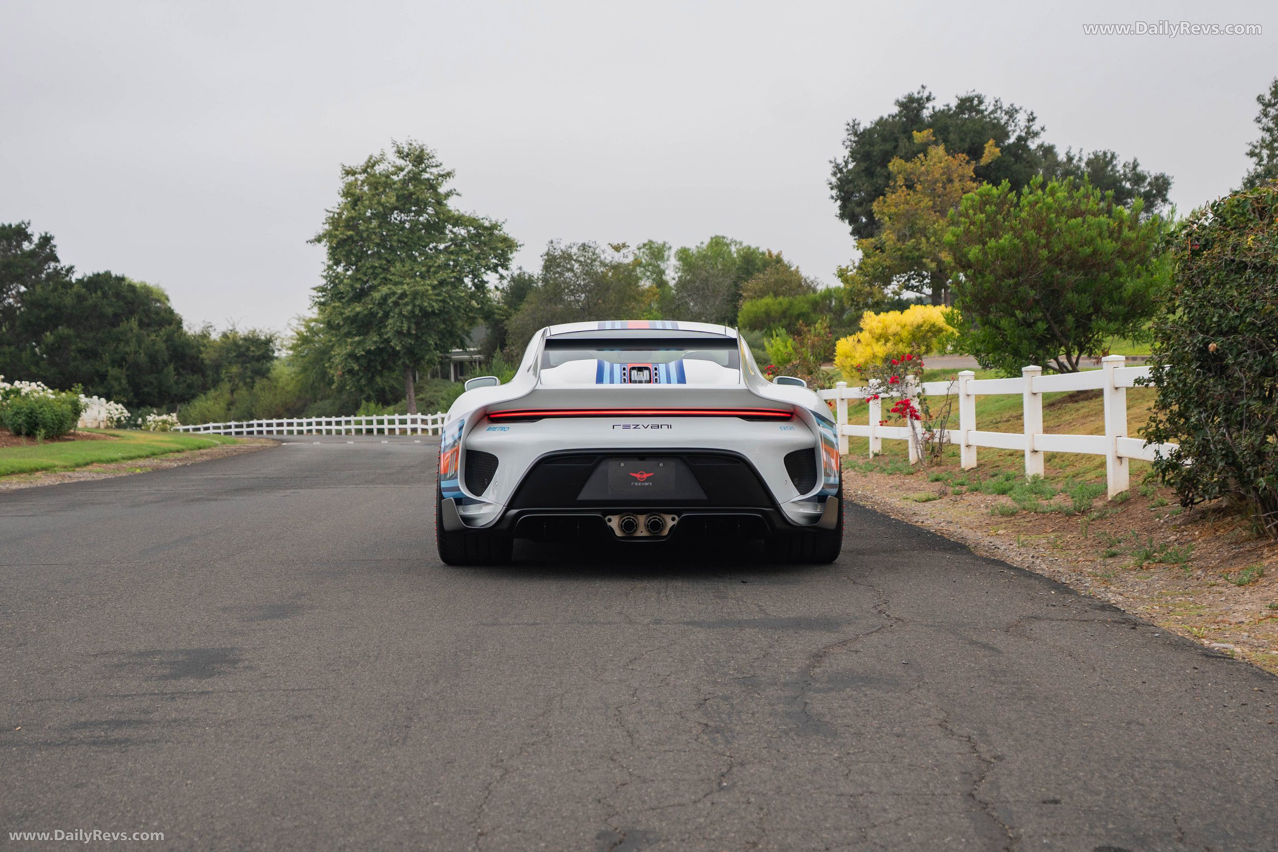 2025 Rezvani Retro RR1 Rear View