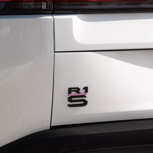 2025 Rivian R1S Miami Exterior