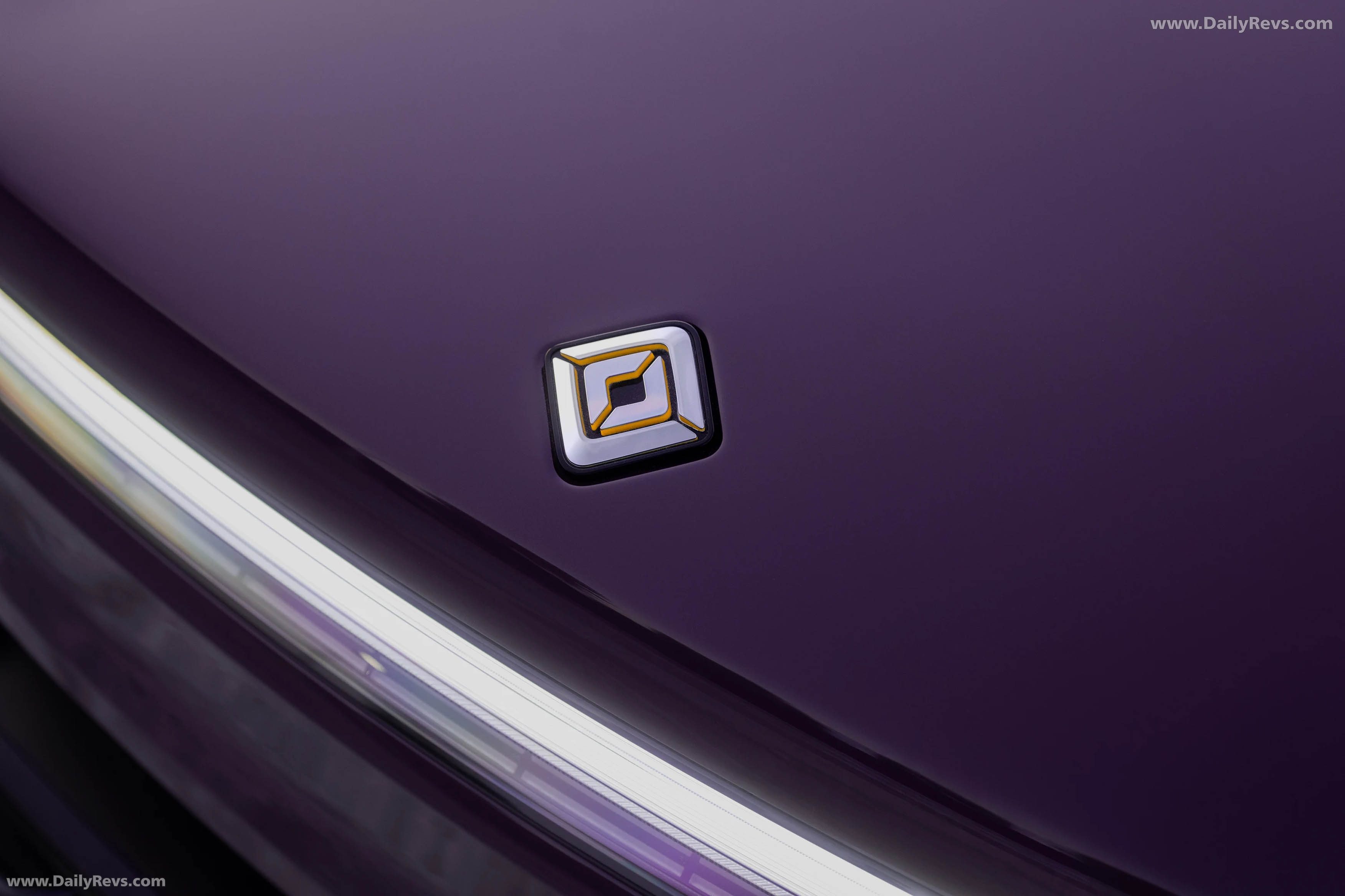 2025 Rivian R1T Borealis Exterior