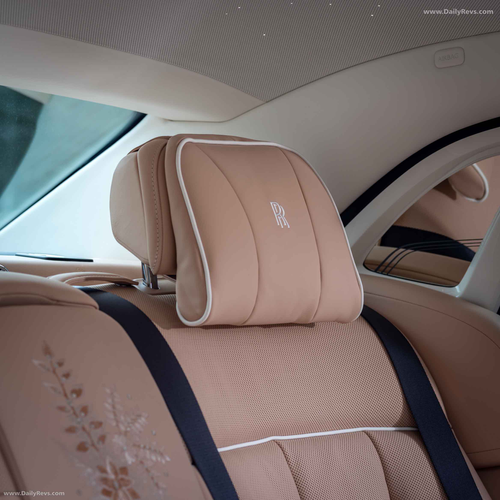 2026 Rolls-Royce Phantom Dentelle Interior