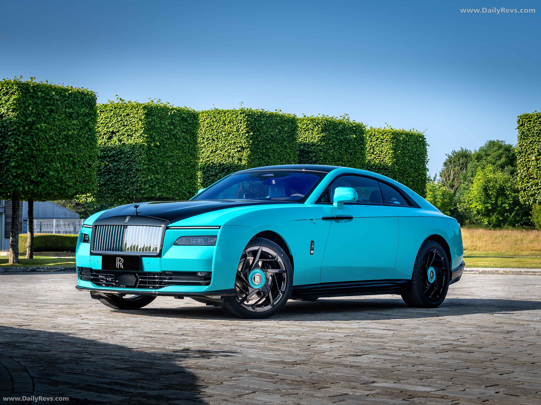 2026 Rolls-Royce Spectre Black Badge Chinese Mural Art Front View
