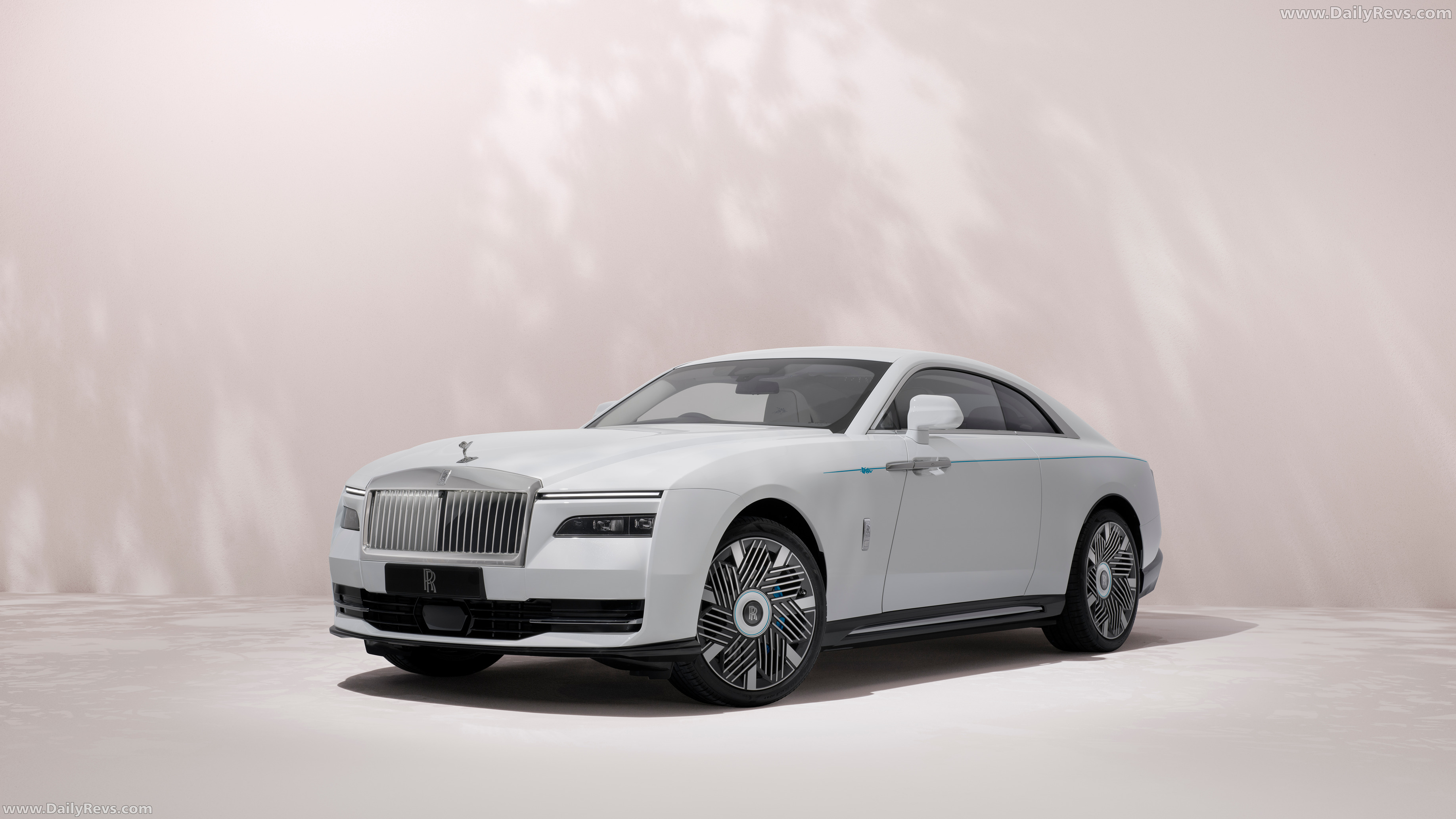 2026 Rolls-Royce Spectre Inspired by Primavera Evanescent Front View
