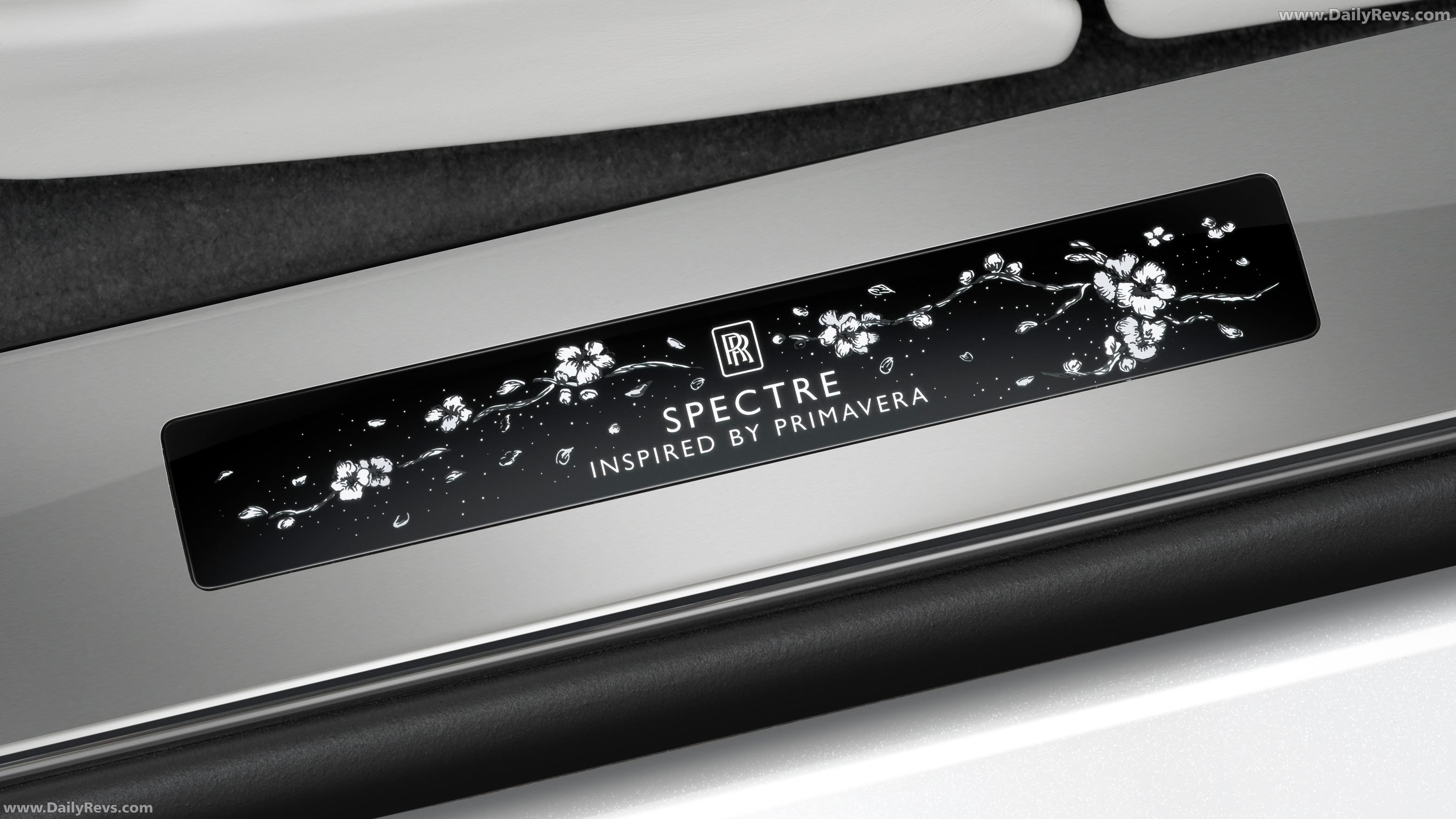 2026 Rolls-Royce Spectre Inspired by Primavera Reverie Interior