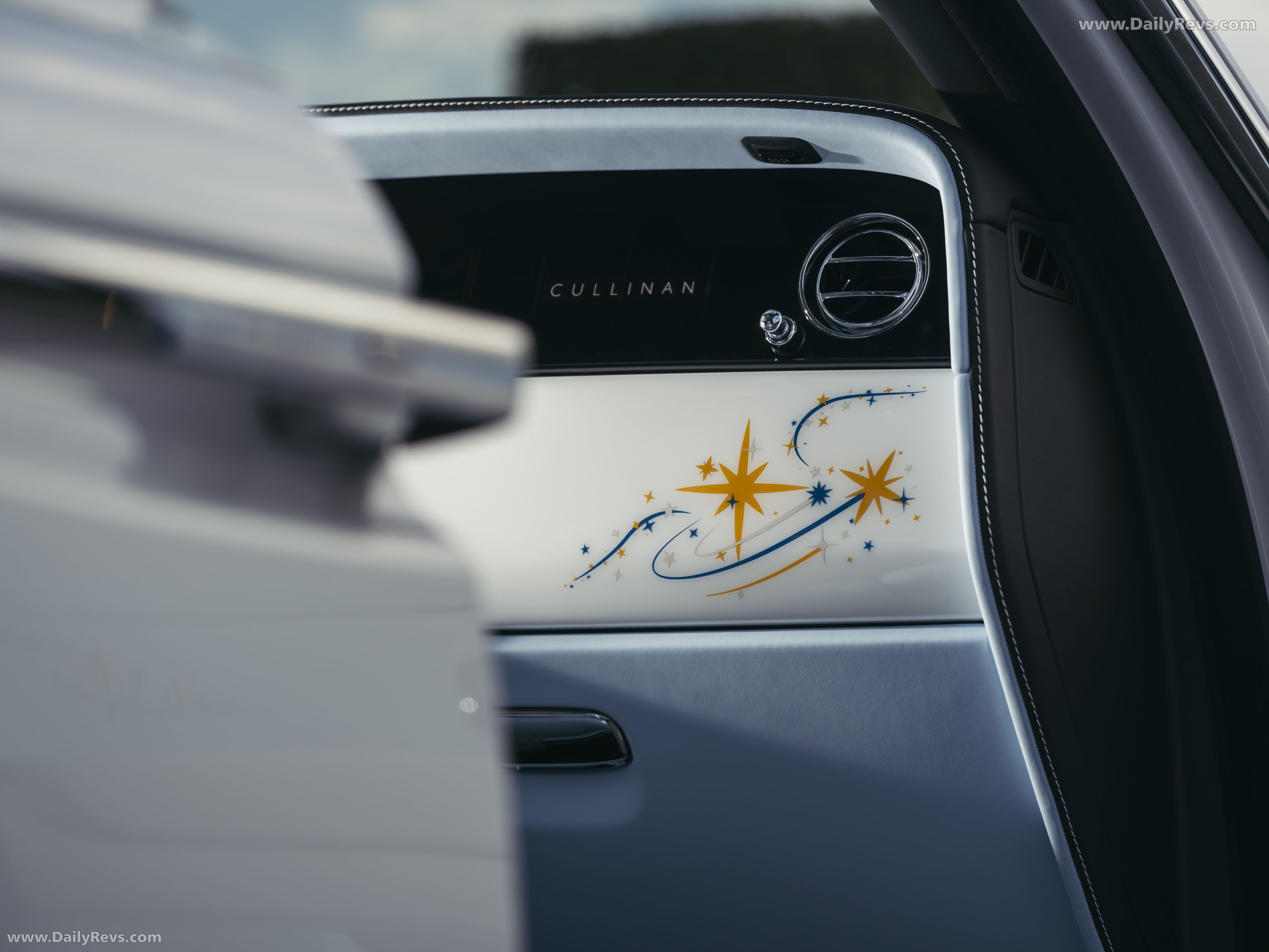 2026 Rolls-Royce Cullinan Cosmos Interior