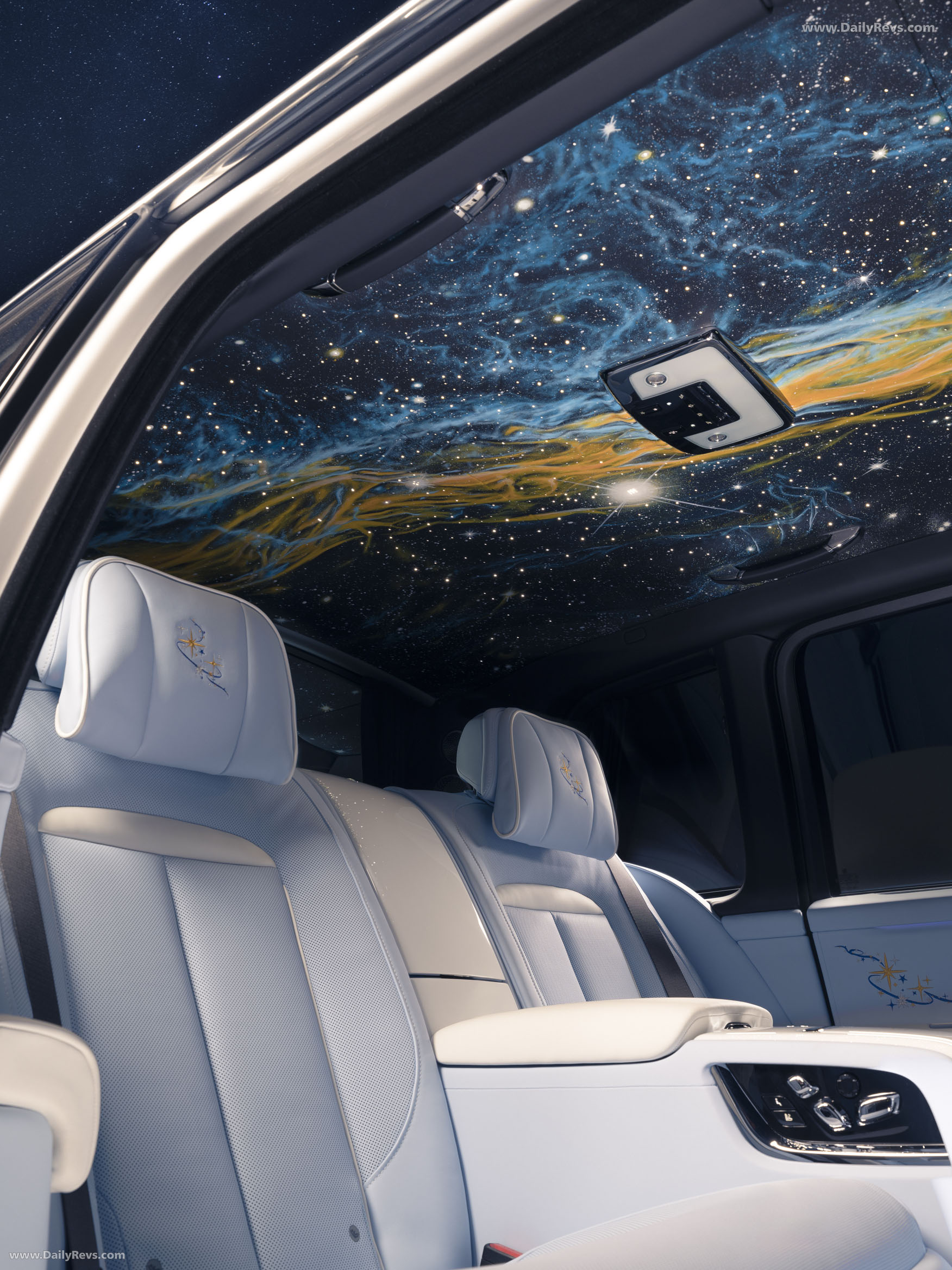 2026 Rolls-Royce Cullinan Cosmos Interior