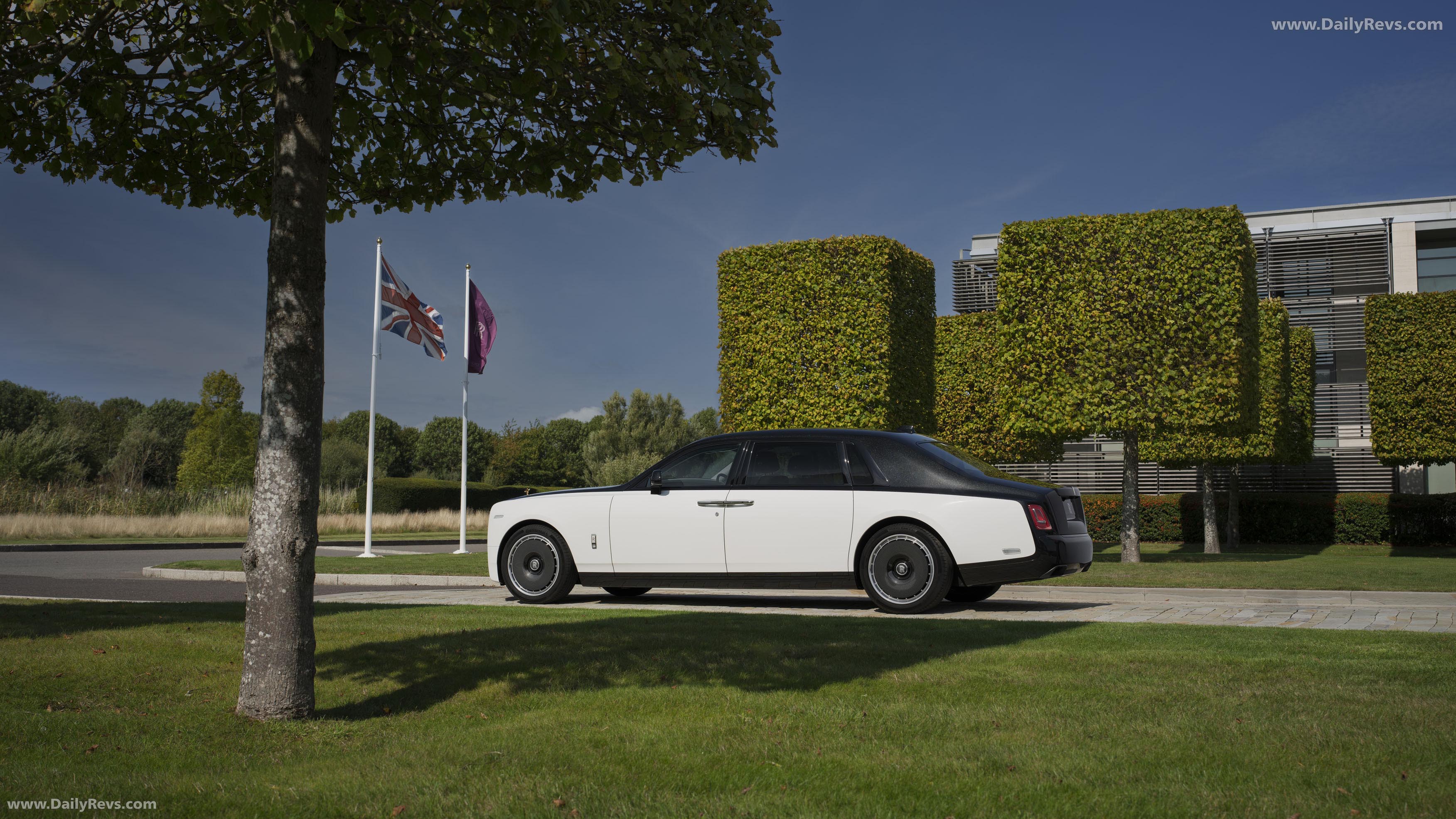 2026 Rolls-Royce Phantom Centenary Side View
