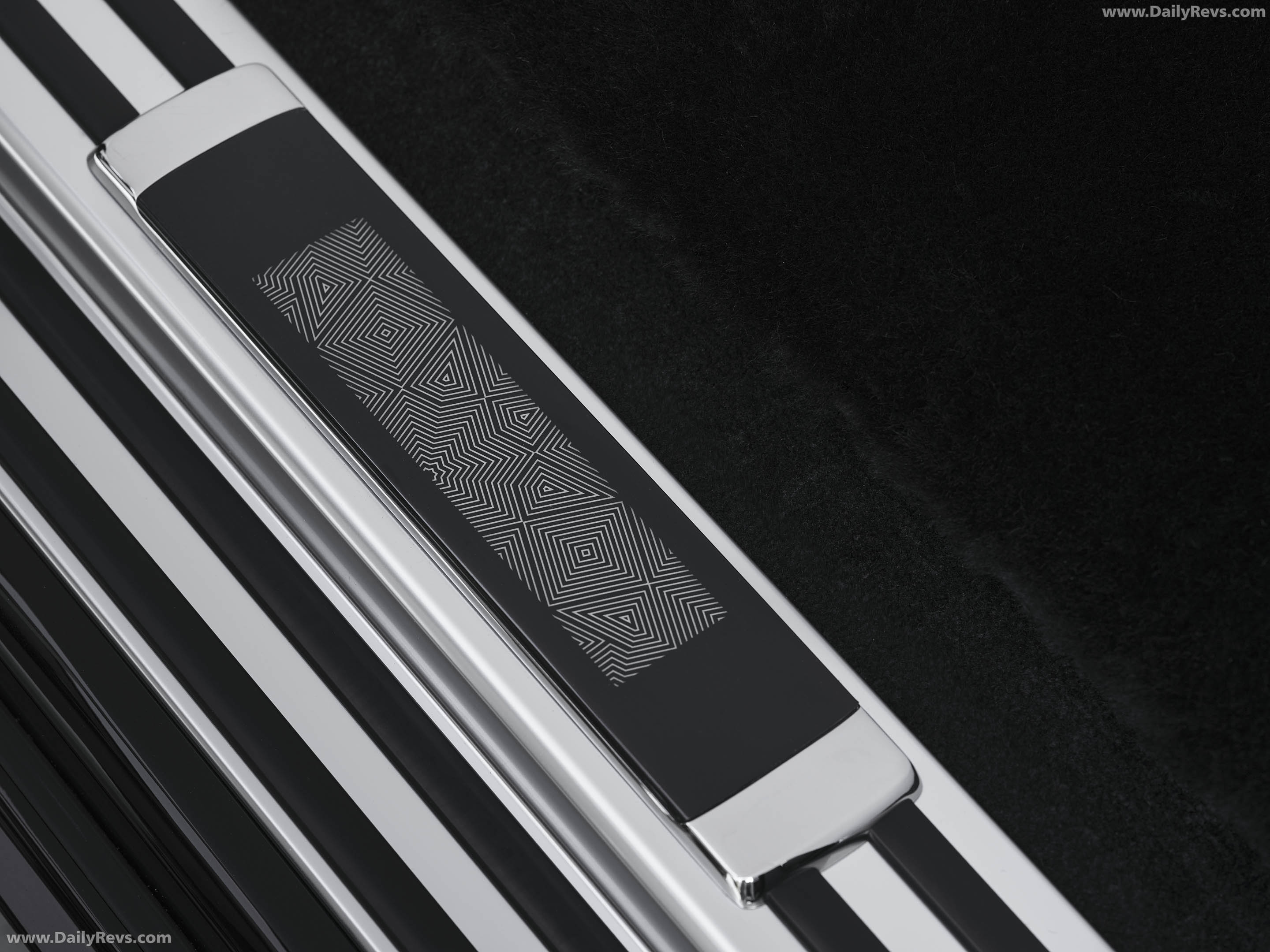 2026 Rolls-Royce Phantom Arabesque Interior
