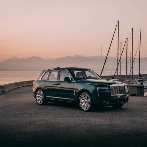 2026 Rolls-Royce Cullinan Yachting Front View