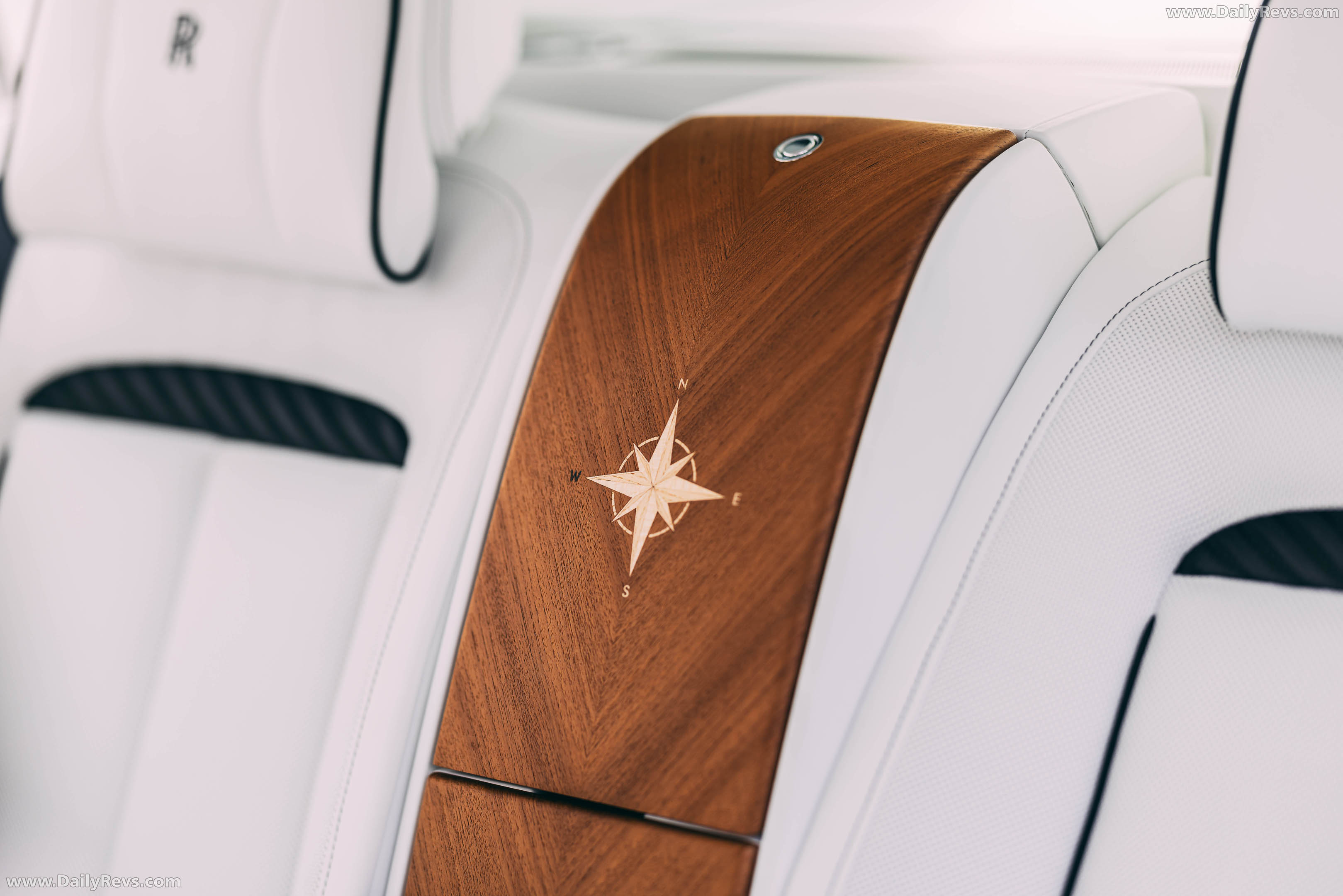 2026 Rolls-Royce Cullinan Yachting Interior