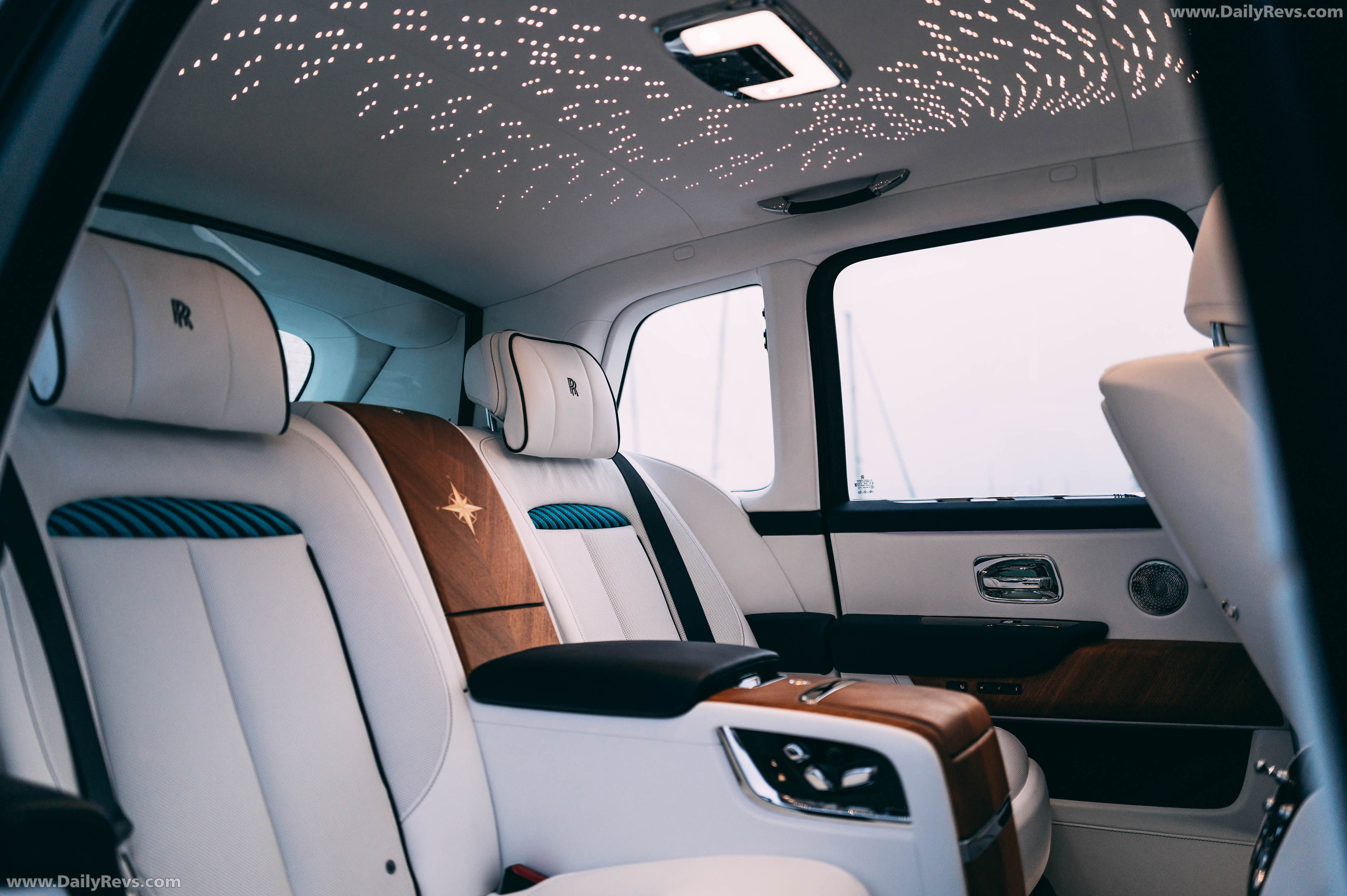 2026 Rolls-Royce Cullinan Yachting Interior