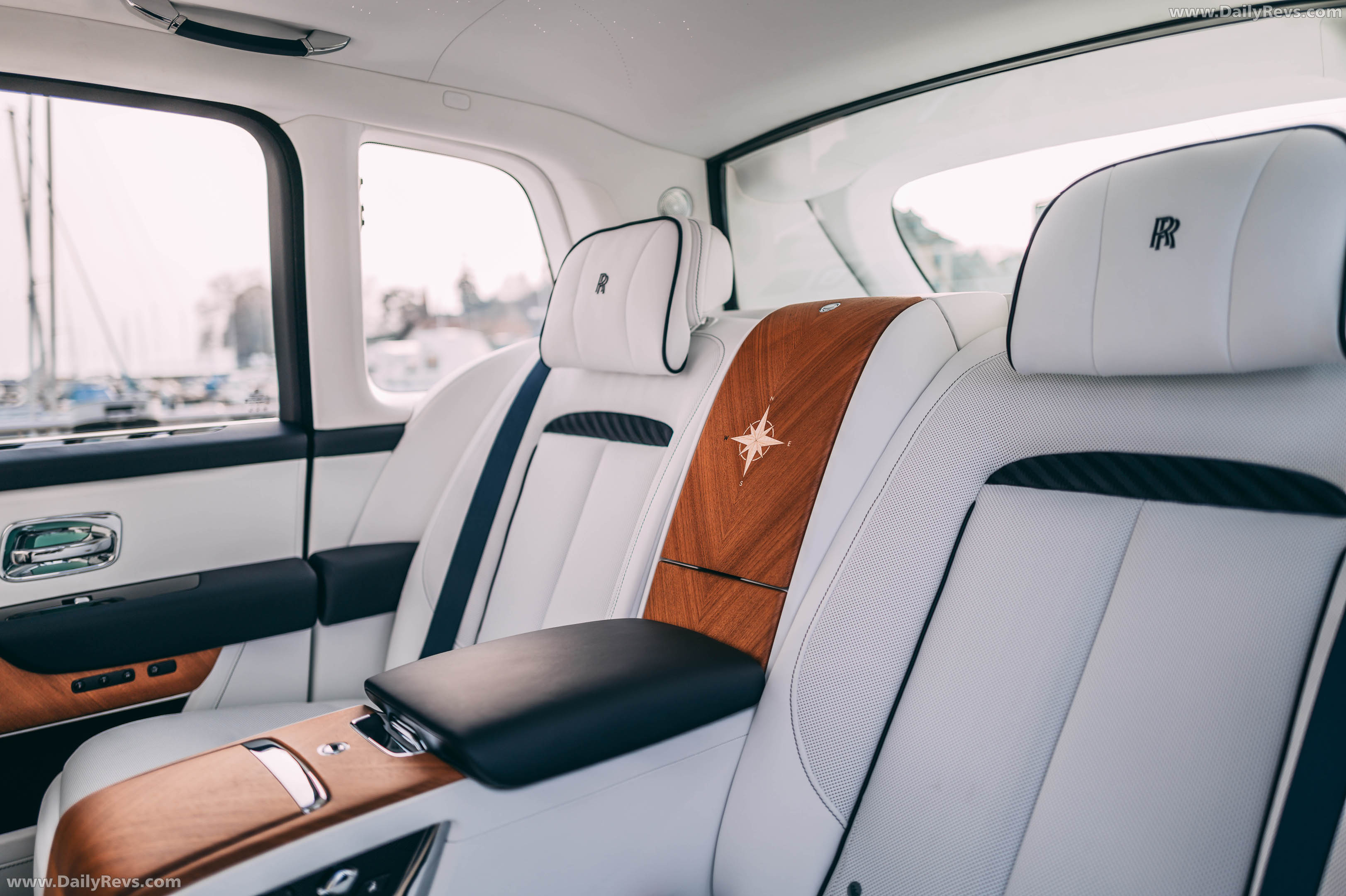 2026 Rolls-Royce Cullinan Yachting Interior