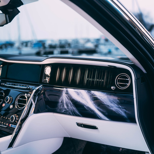 2026 Rolls-Royce Cullinan Yachting Interior