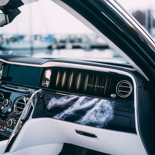 2026 Rolls-Royce Cullinan Yachting Interior
