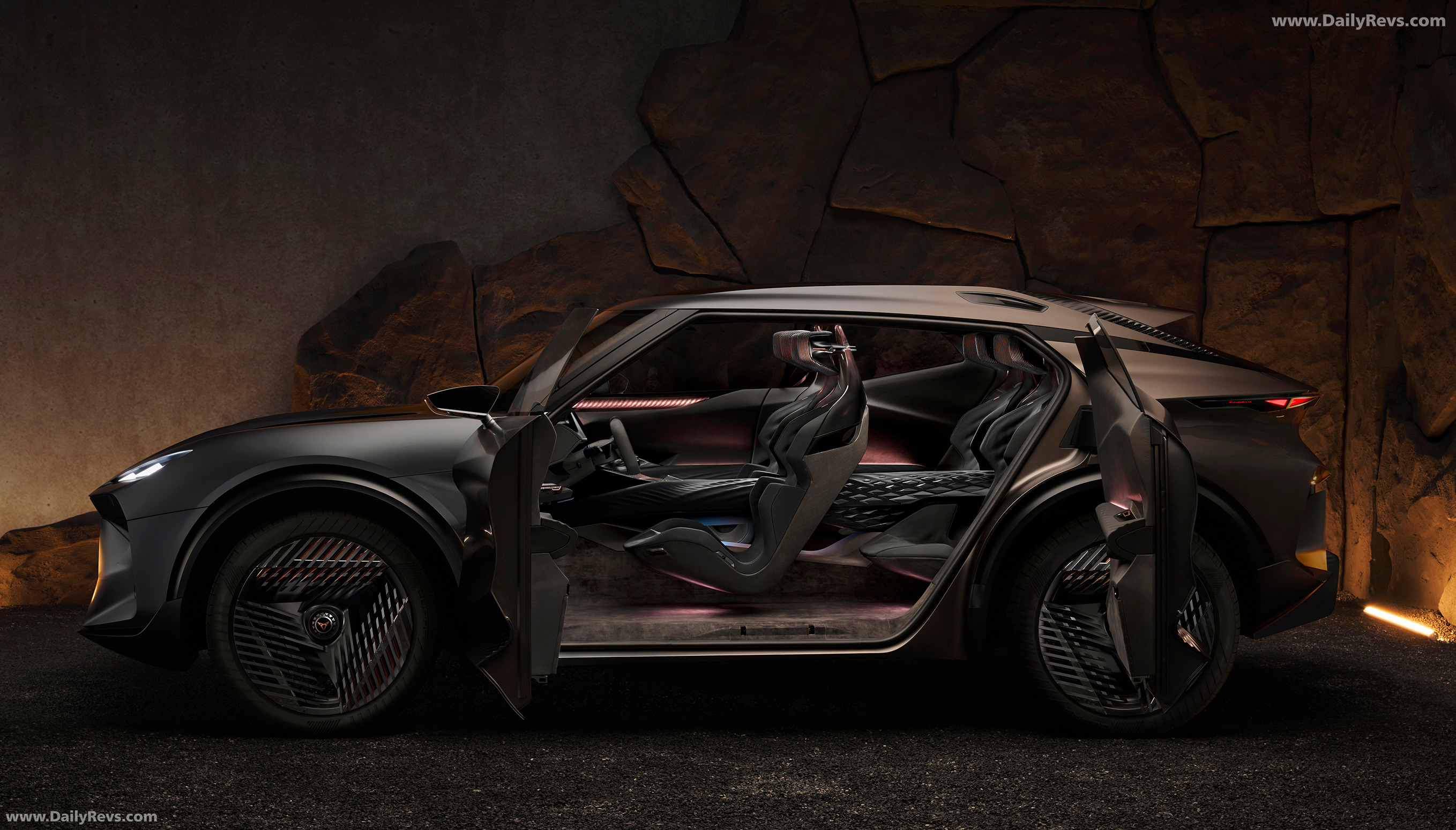 2025 Seat Cupra Tindaya Concept Side View