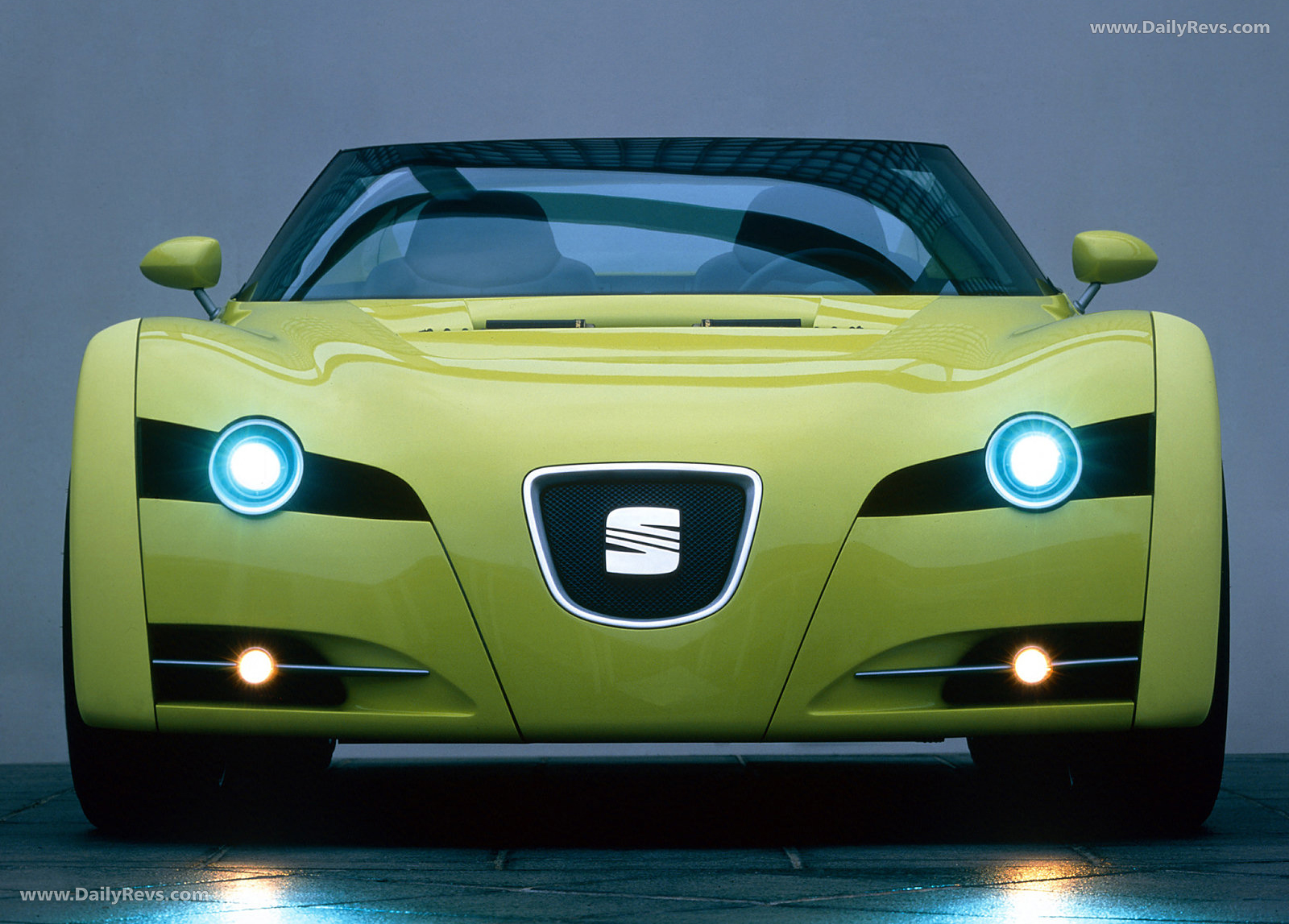 1999 Seat Formula Concept Front View